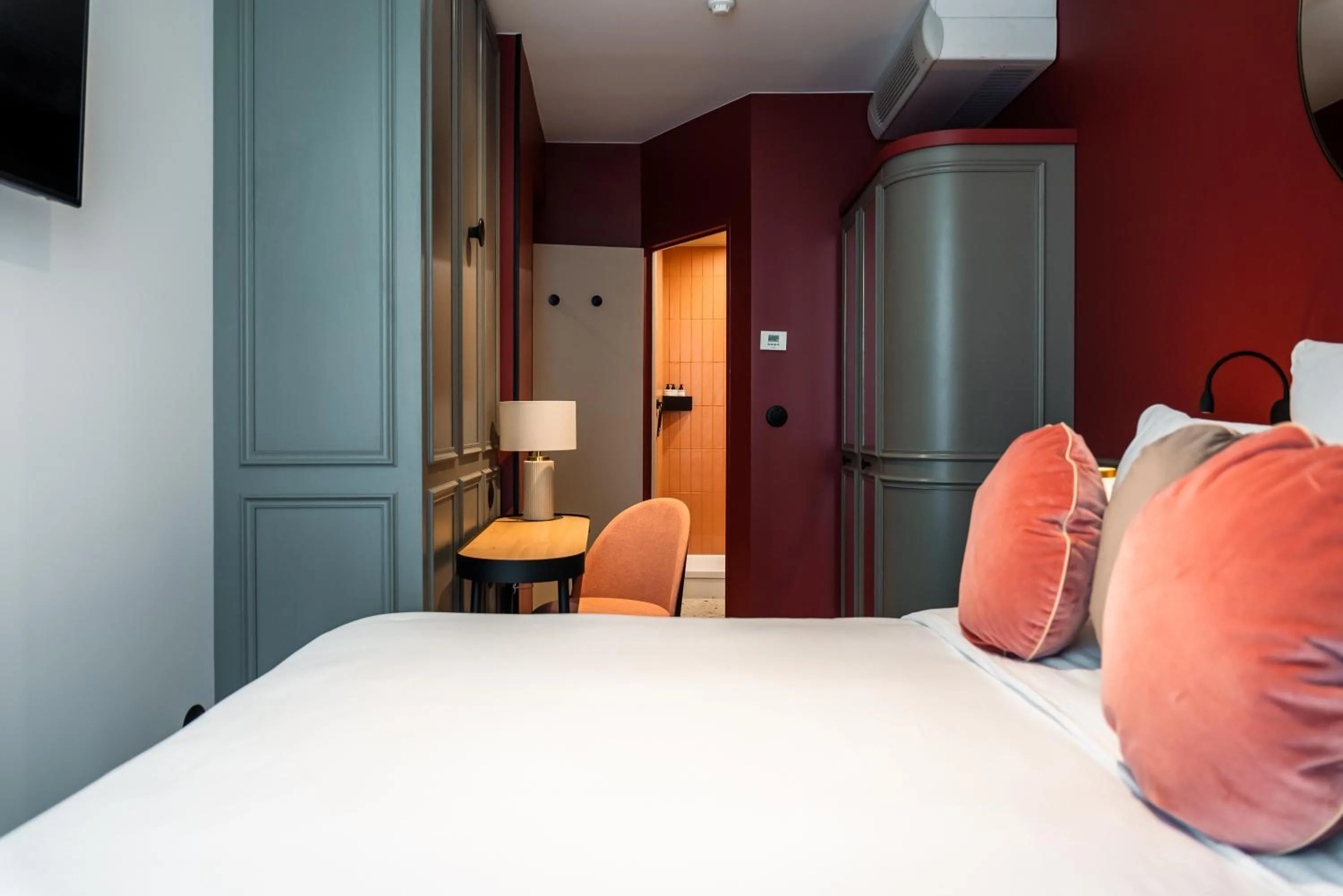 Bedroom, Bed in La Dépendance