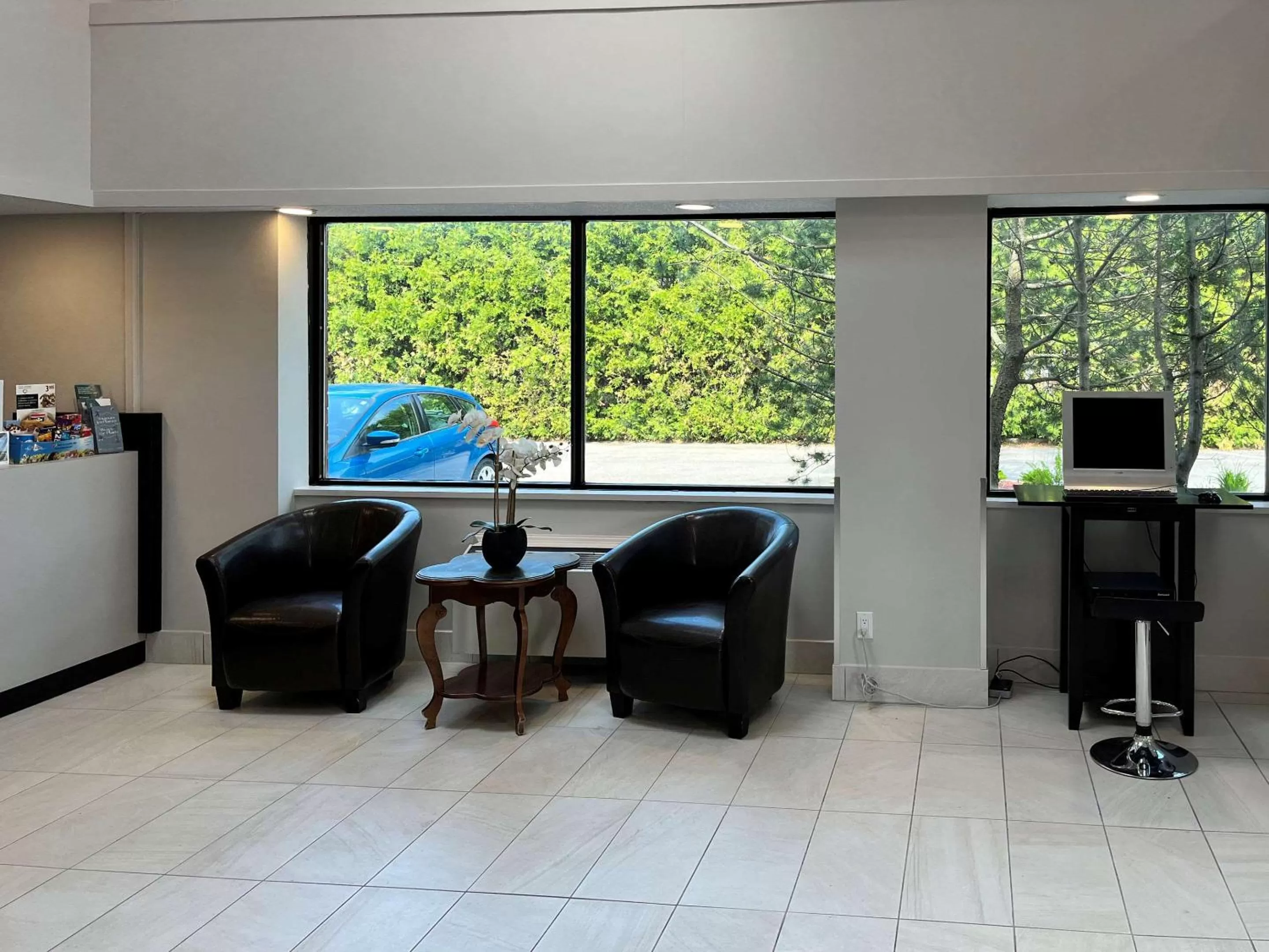 Lobby or reception in Econo Lodge Airport Quebec