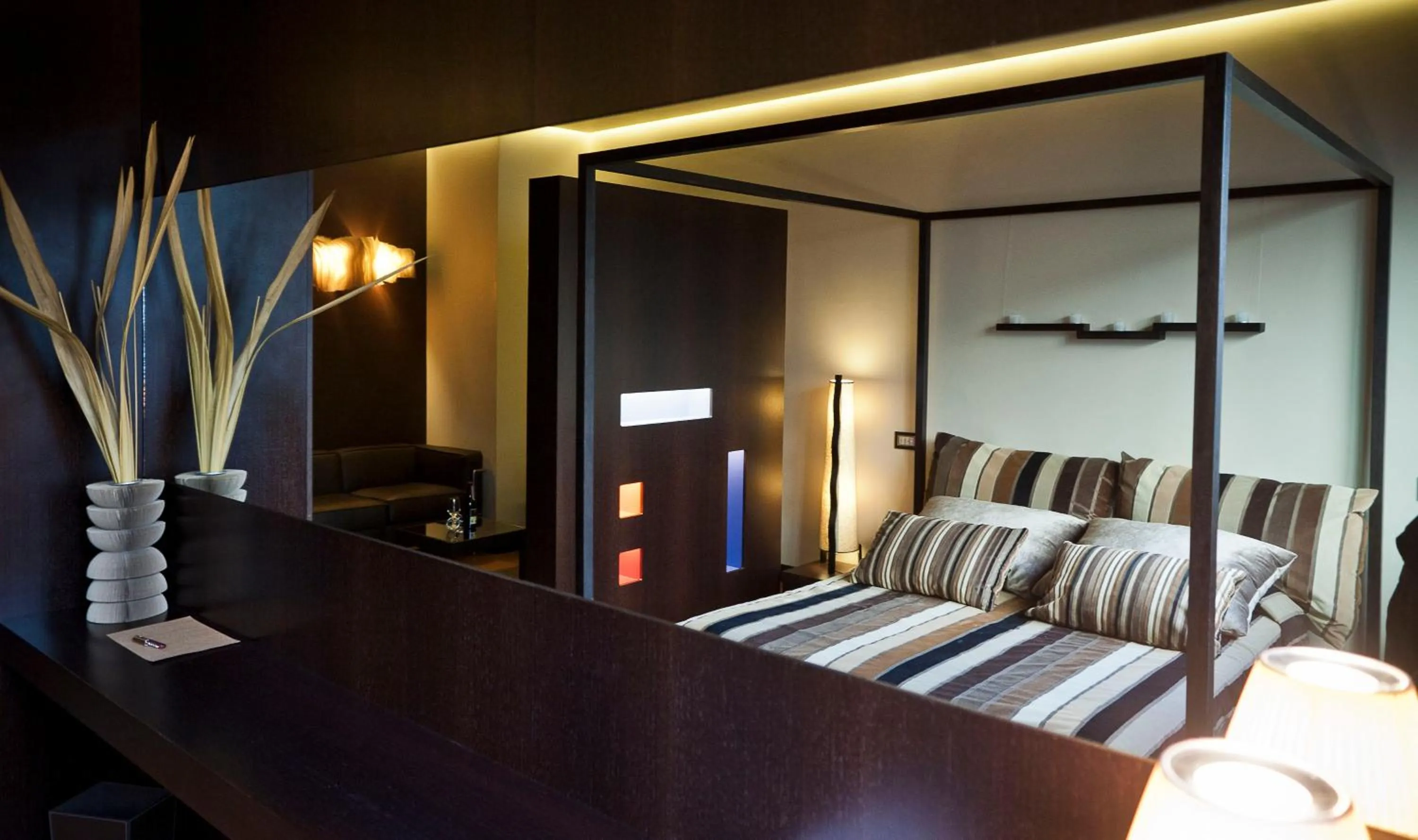 Decorative detail, Bed in Hotel Aleramo