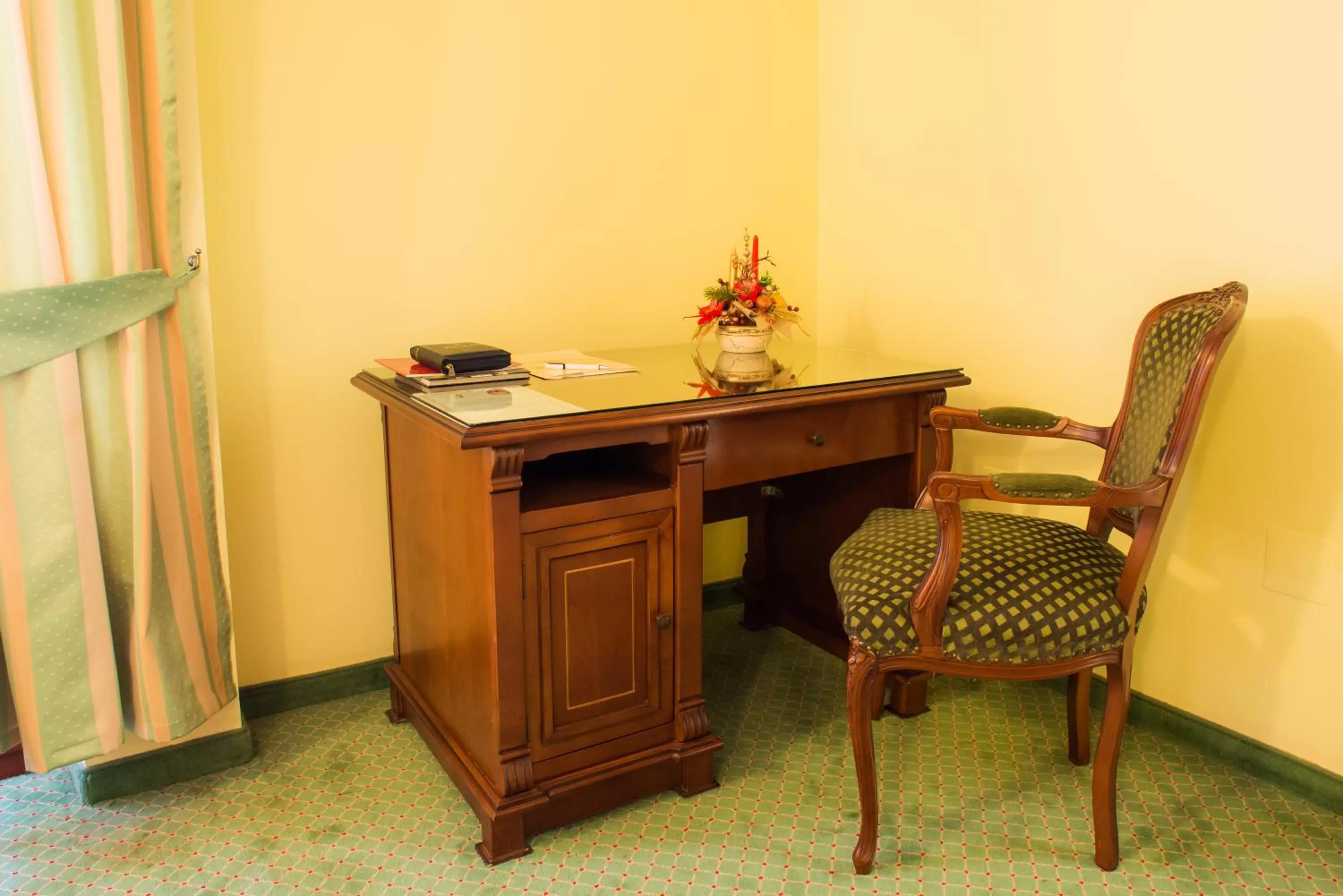 Seating Area in Hotel Maria