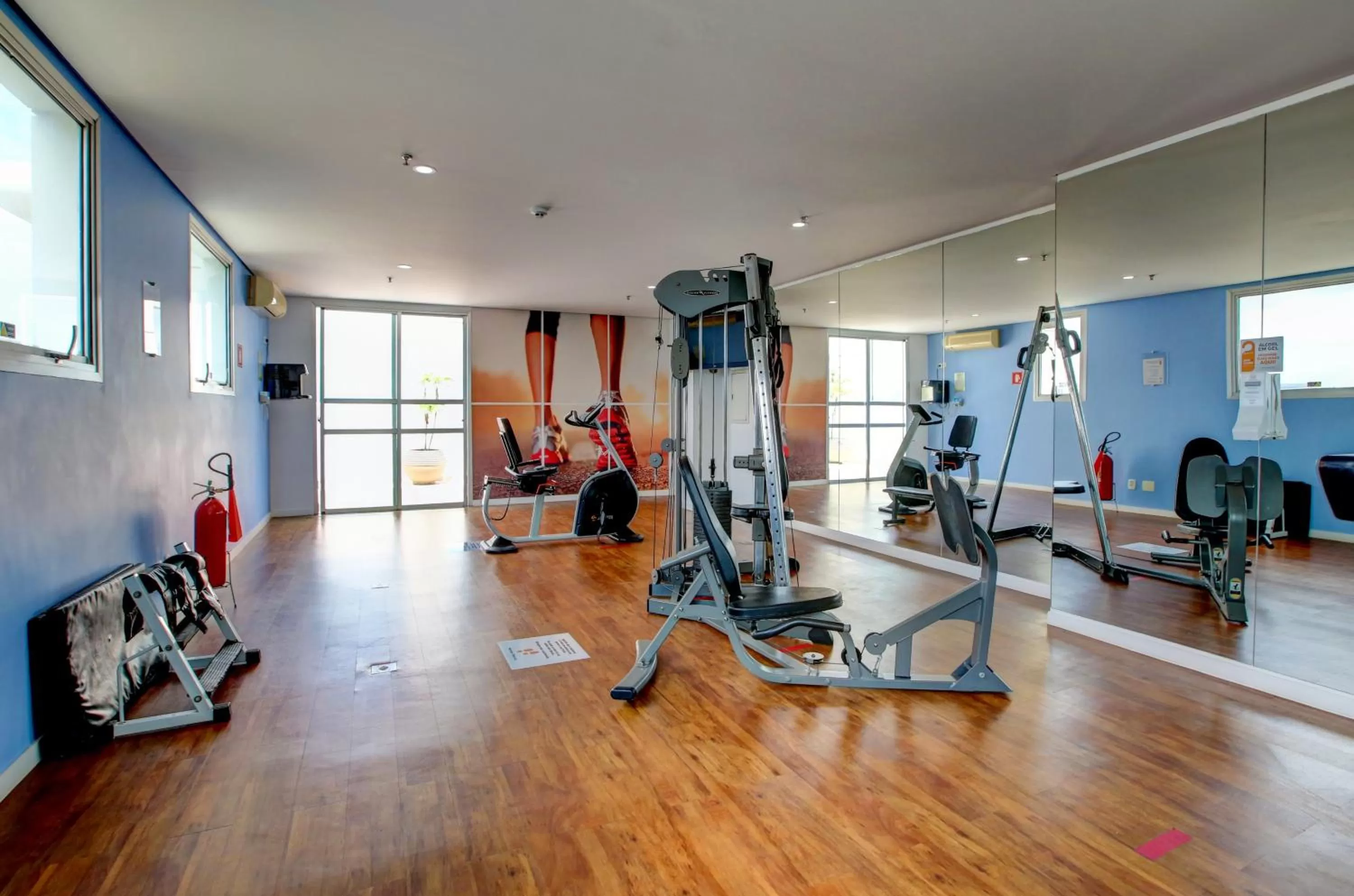 Fitness centre/facilities in Quality Suítes Oscar Freire