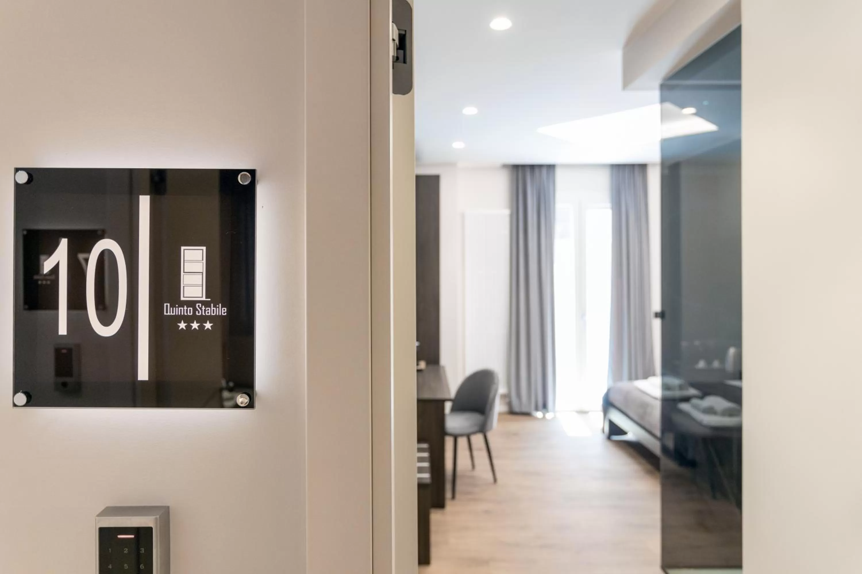 Photo of the whole room in Quinto Stabile Rooms&Suite