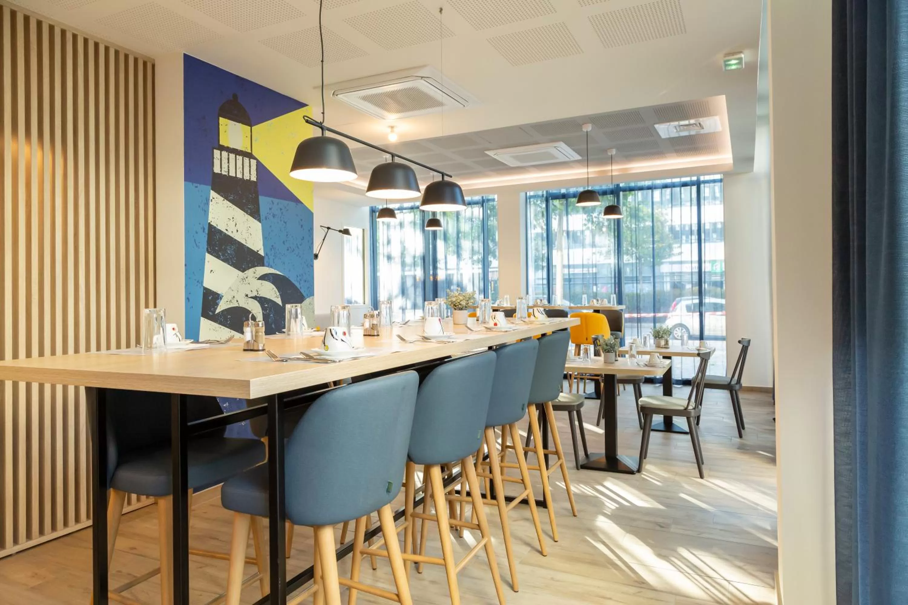 Buffet breakfast in Appart Hotel Odalys City Le Havre Centre