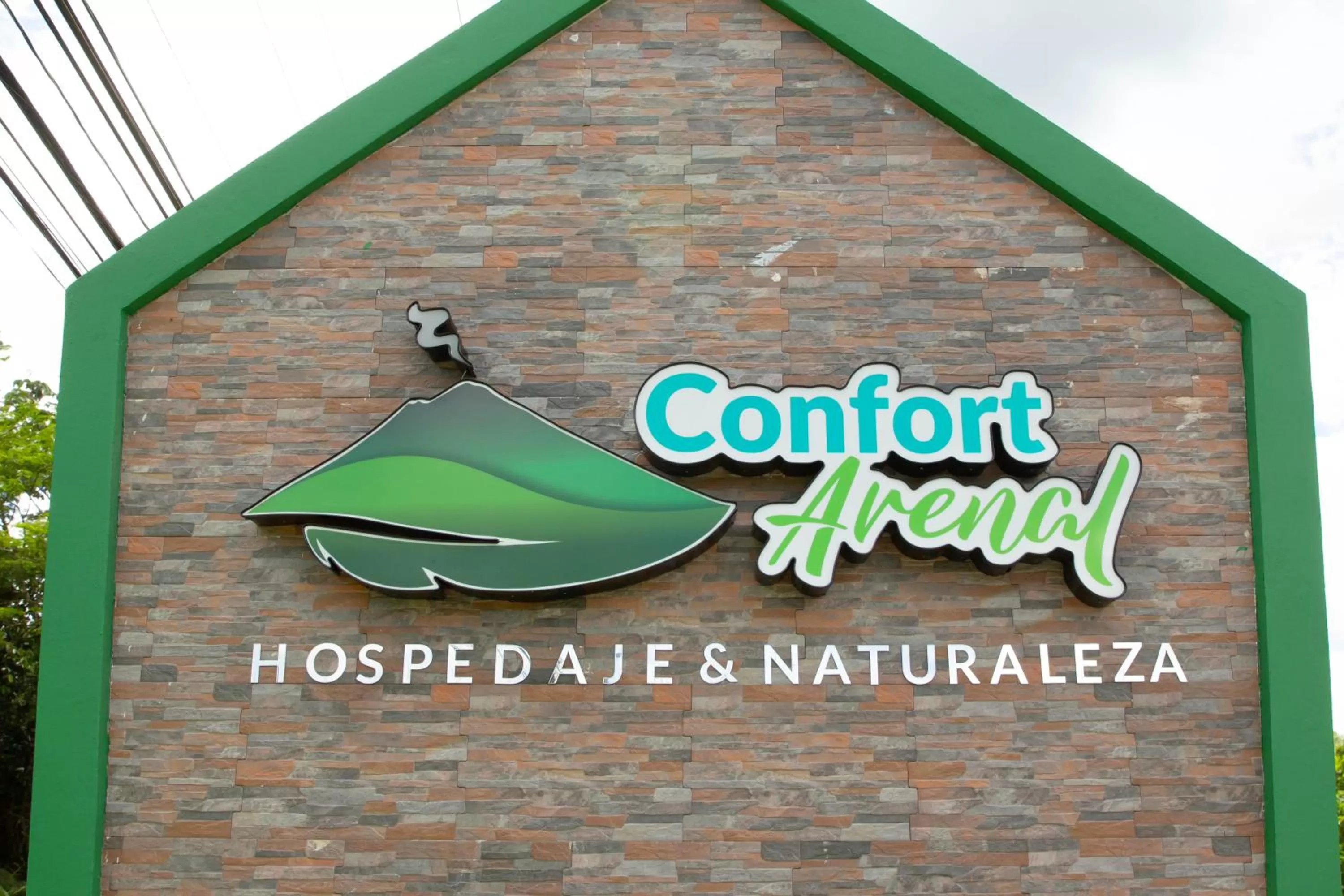 Facade/entrance in Confort Arenal