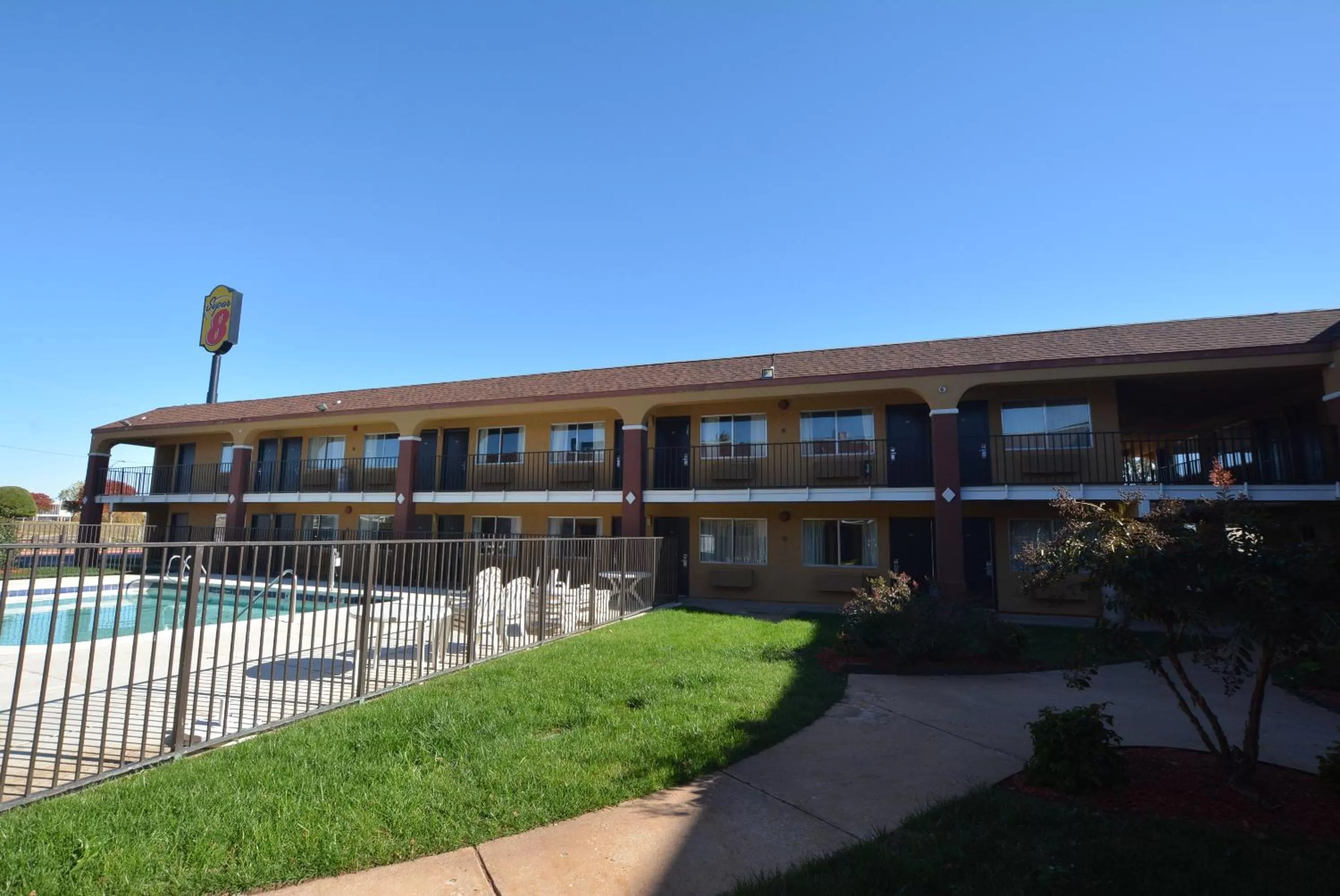 Swimming pool in Super 8 by Wyndham Midwest City OK