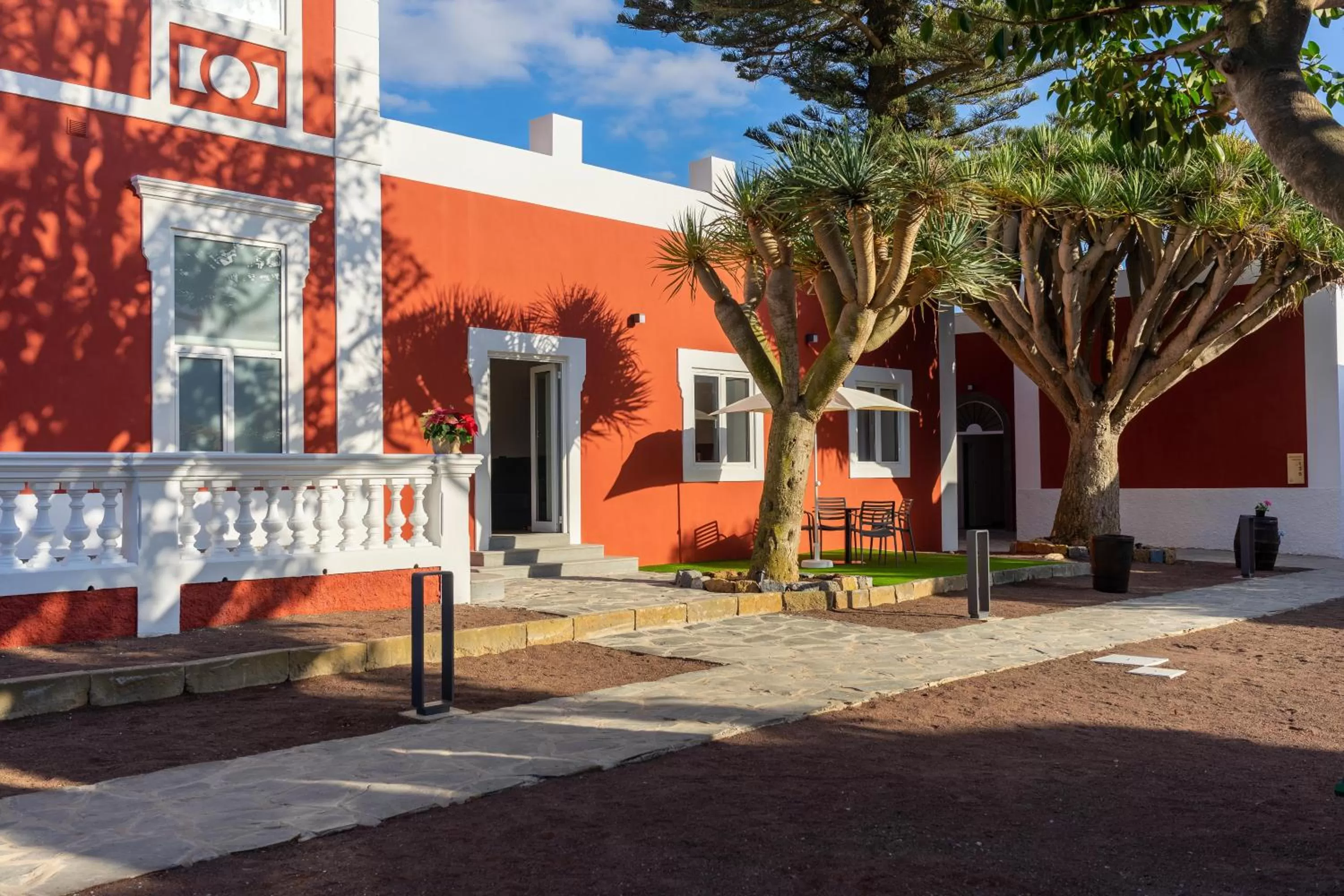 Garden, Property Building in Albor Suites