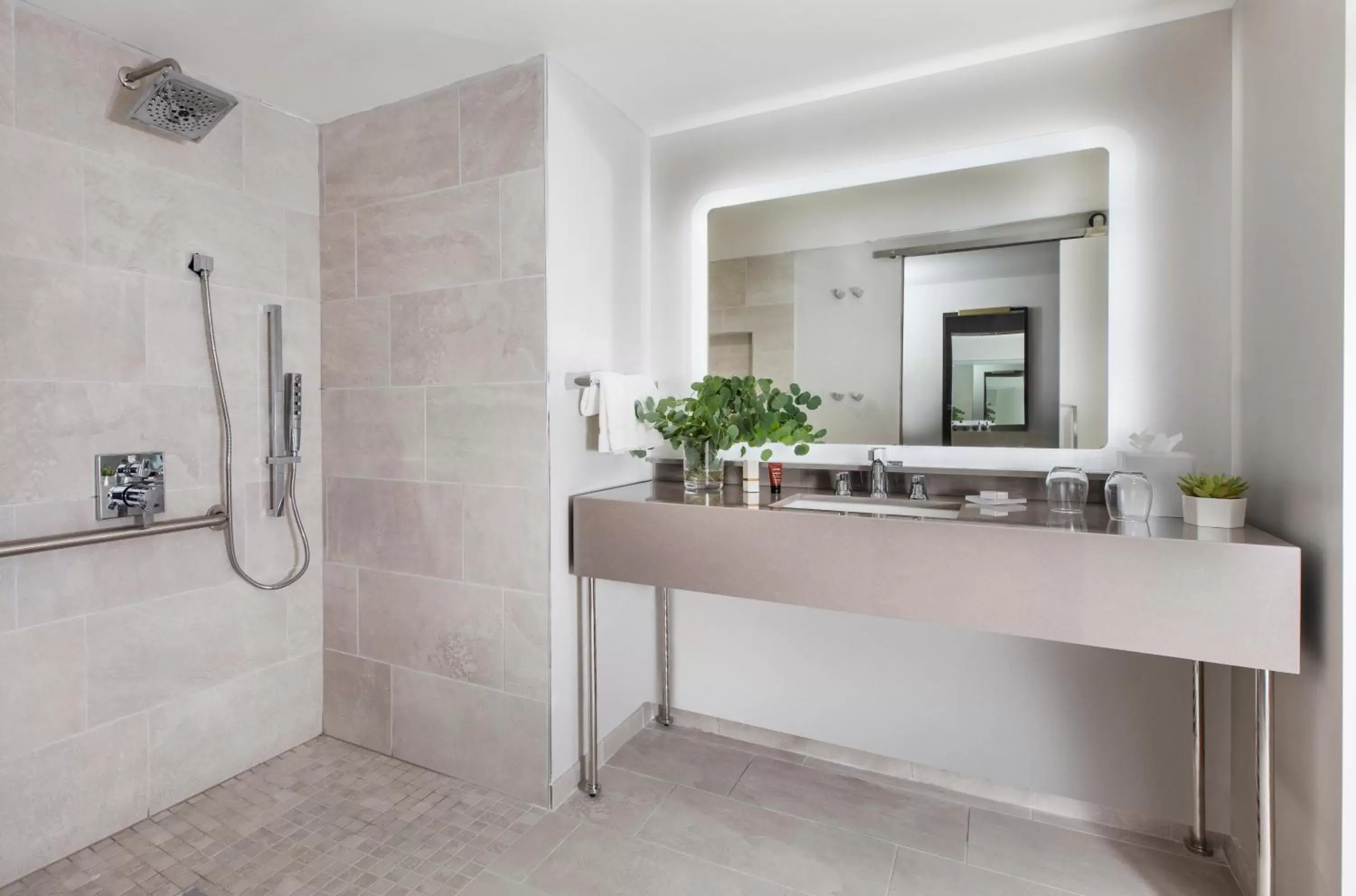 King Studio Suite with Balcony - Disability Access in Hotel Madera King Studio Suite with Balcony - Disability Access in Hotel Madera