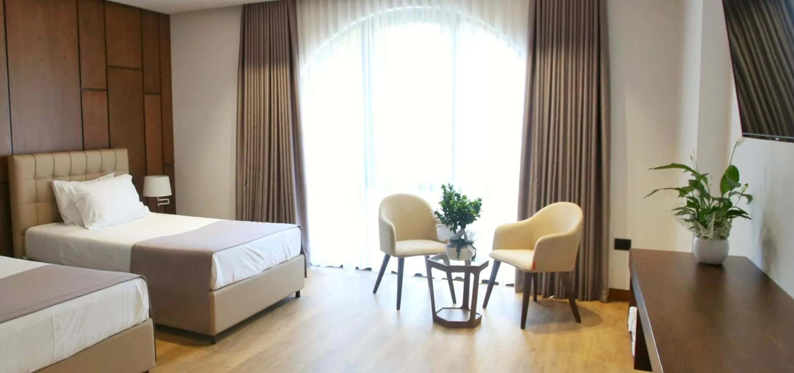 Photo of the whole room, Bed in Portik Hotel