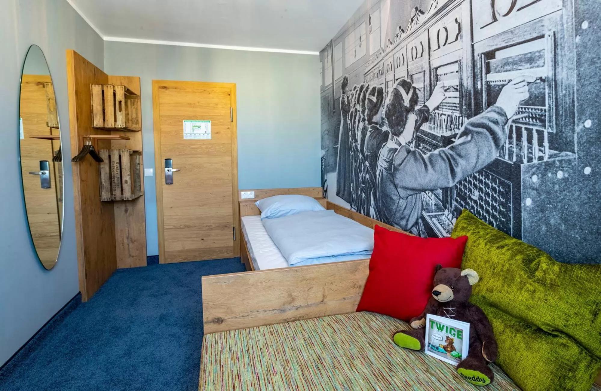 Bedroom, Bed in tinyTwice Hotel Bonn