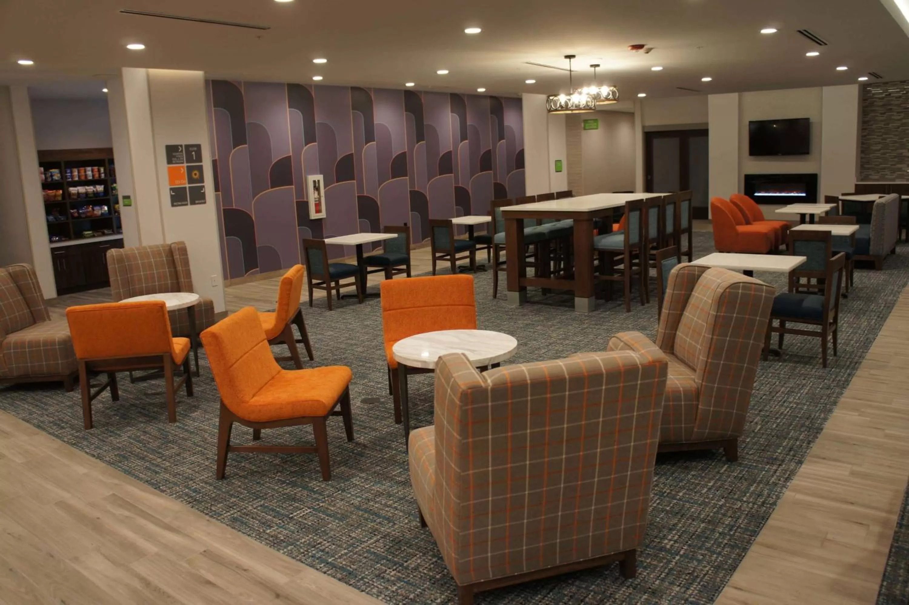 Lobby or reception in La Quinta Inn & Suites by Wyndham Littleton-Red Rocks