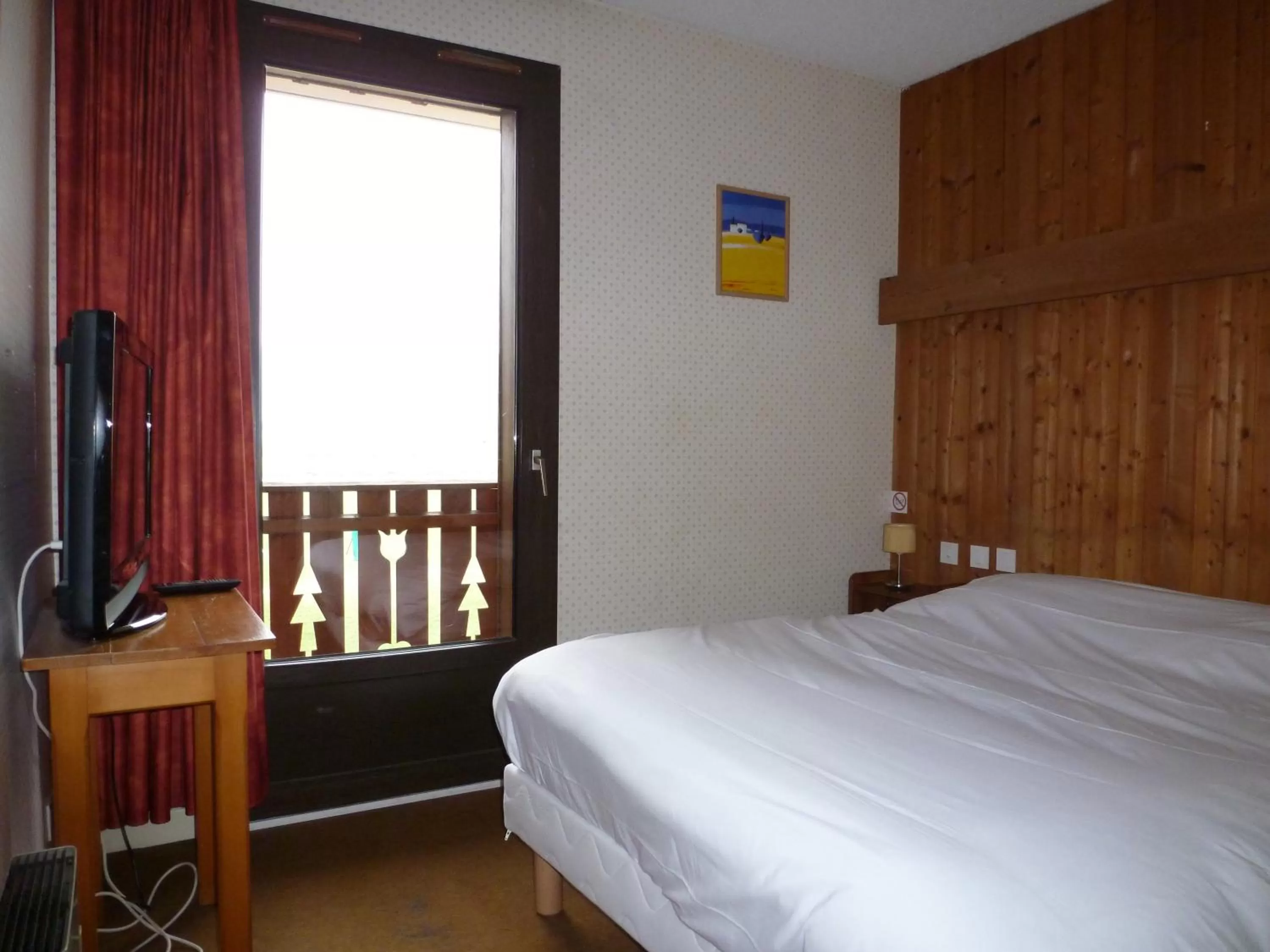 TV and multimedia, Bed in Espace Morteau