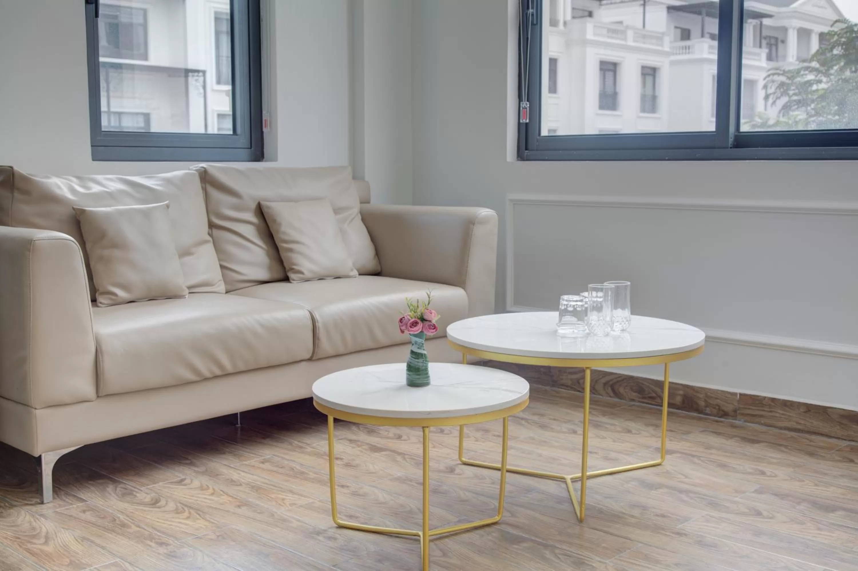 Living room, Seating Area in The Flamboyant #StayWork Vinhomes Marina