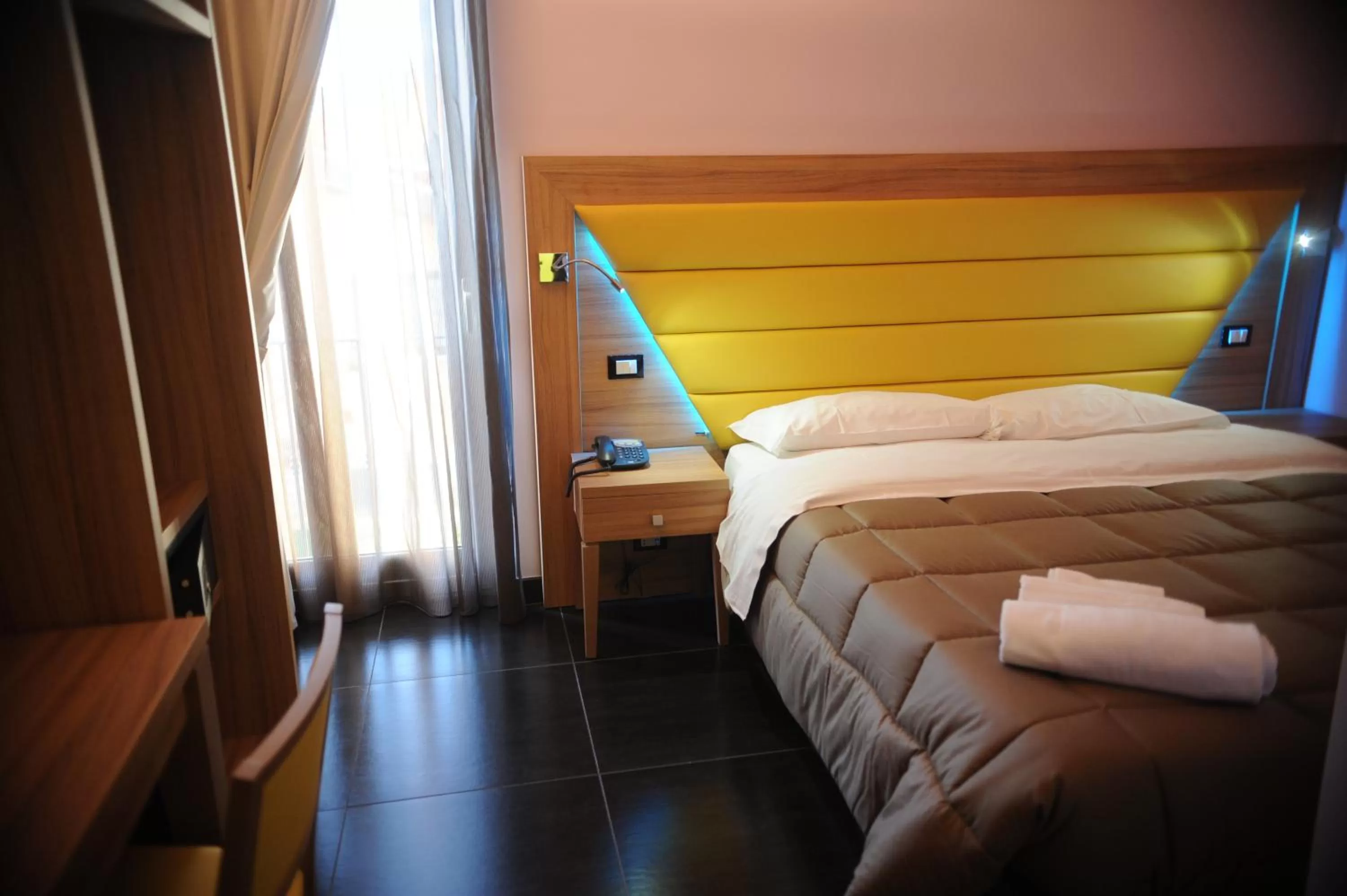 Bedroom, Bed in Ostia Antica Suite B&B