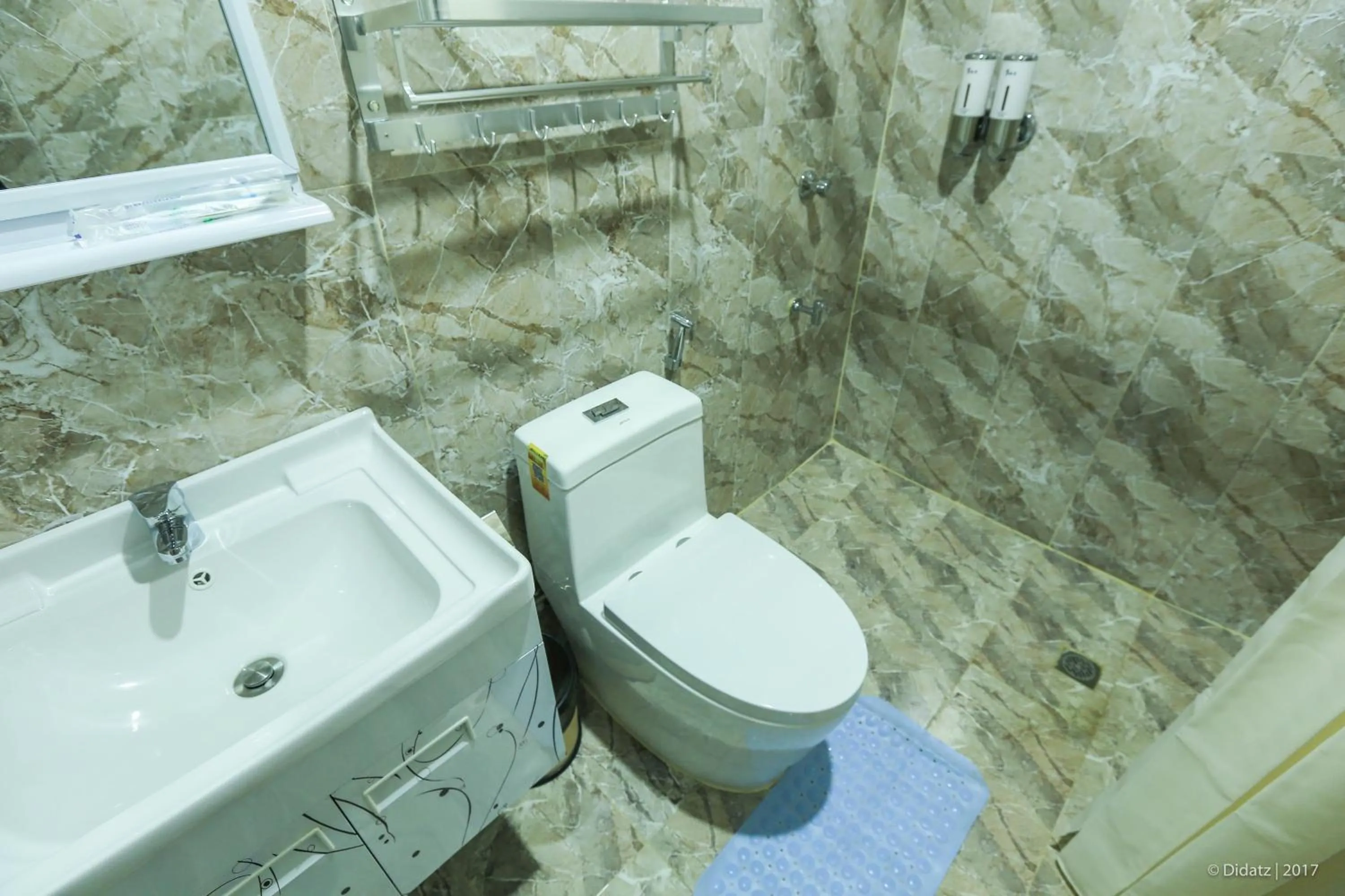 Toilet in Southview Hotel