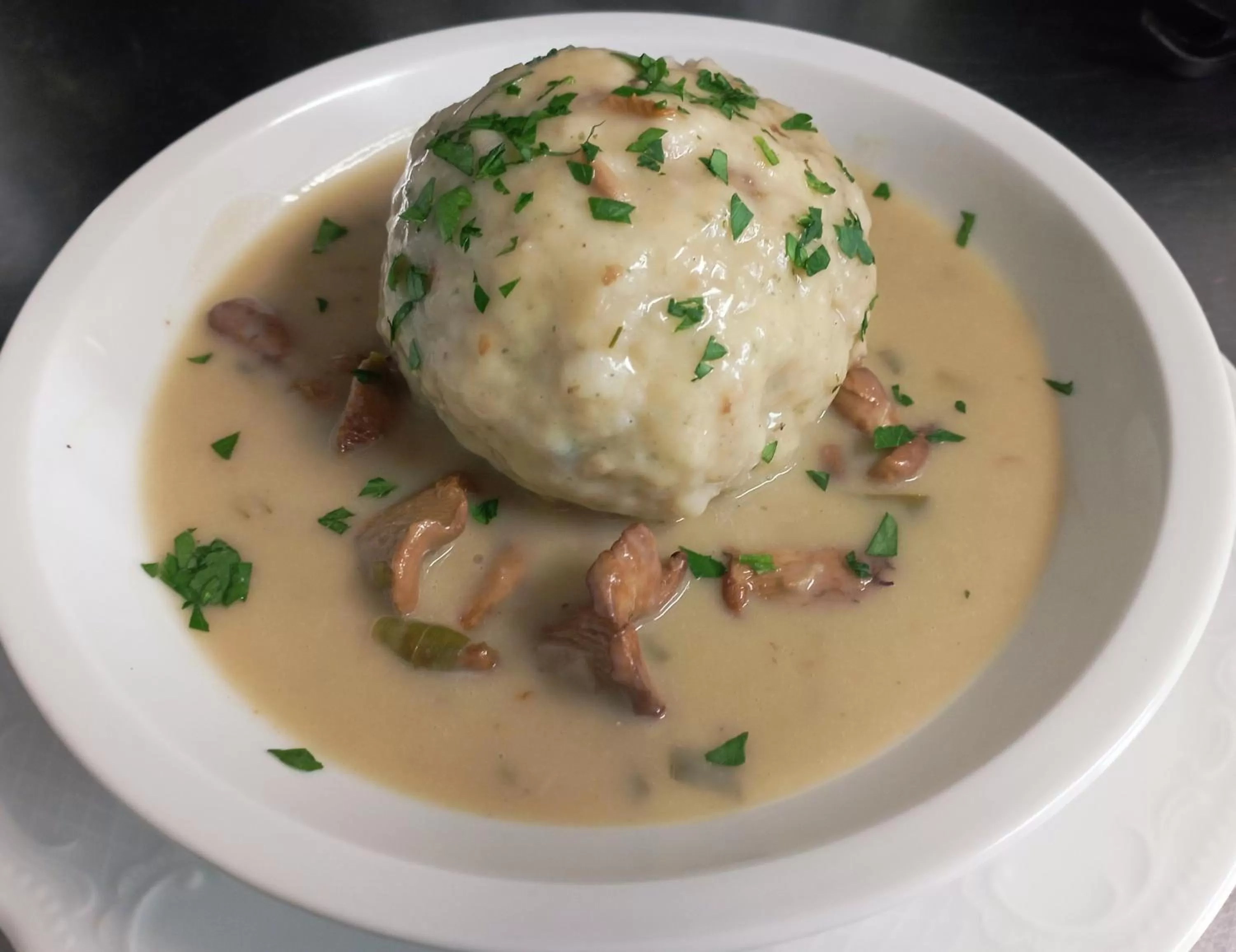 Restaurant/places to eat, Food in Hotel-Restaurant-Krone