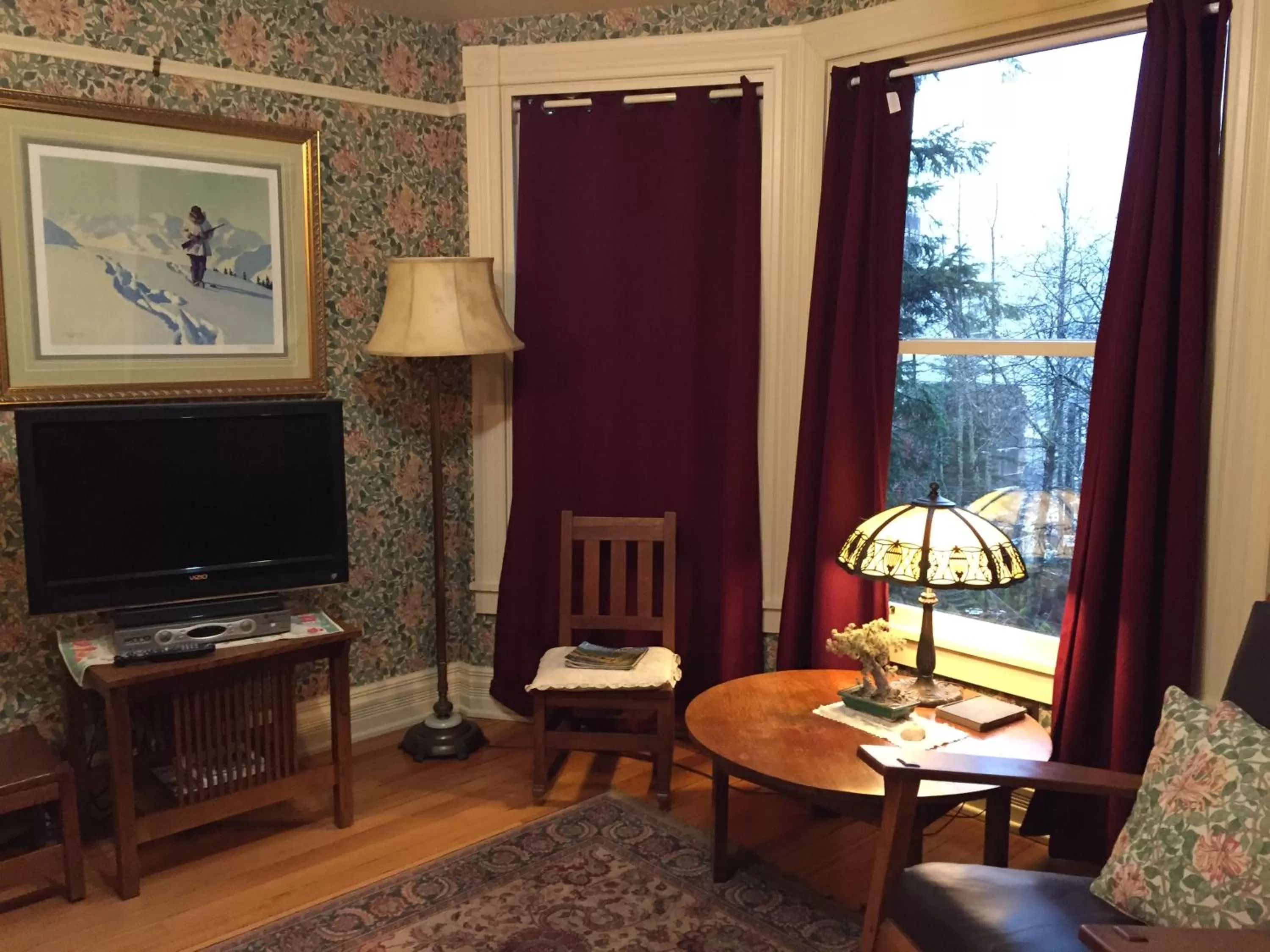 Alaska's Capital Inn Bed and Breakfast