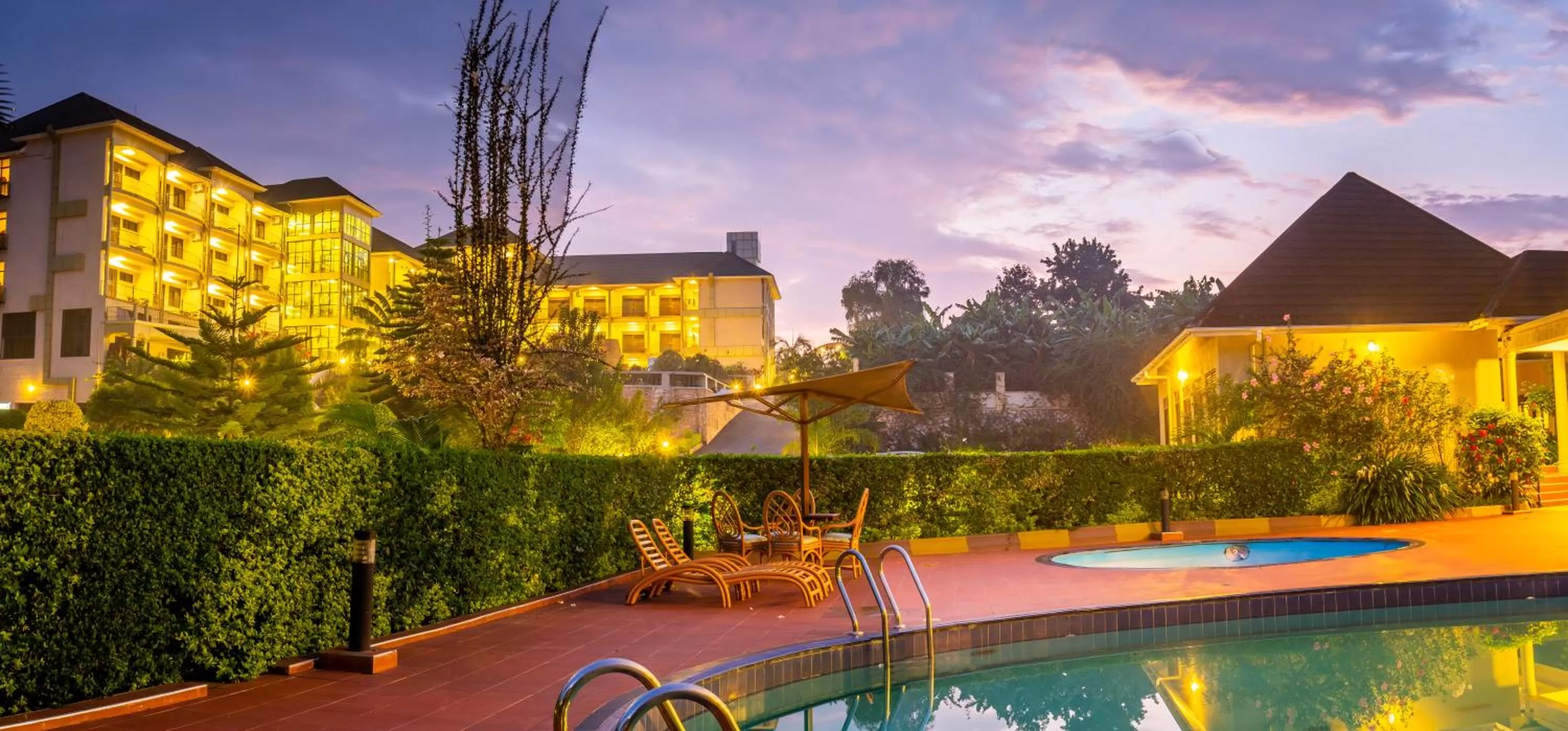 Swimming pool in Nyaika Hotel