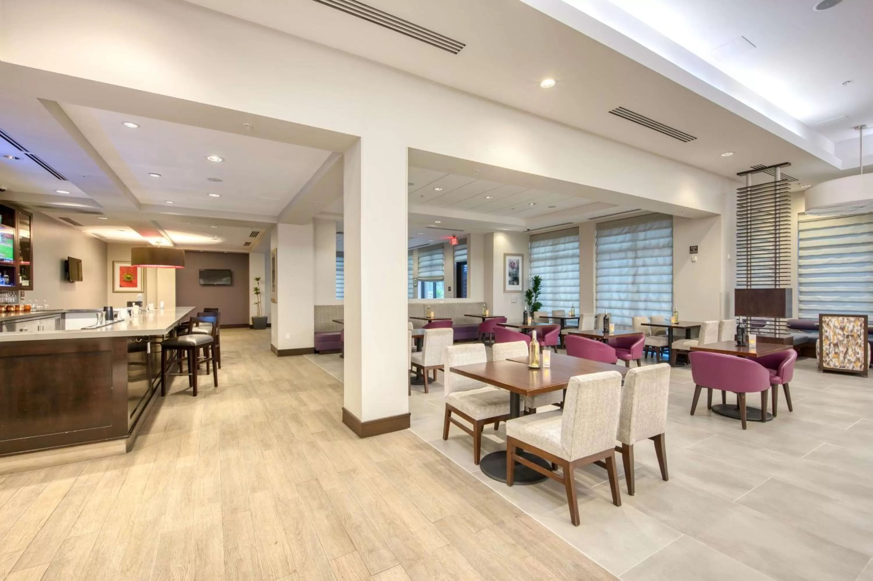 Restaurant/places to eat in Hilton Garden Inn Irvine/Orange County Airport