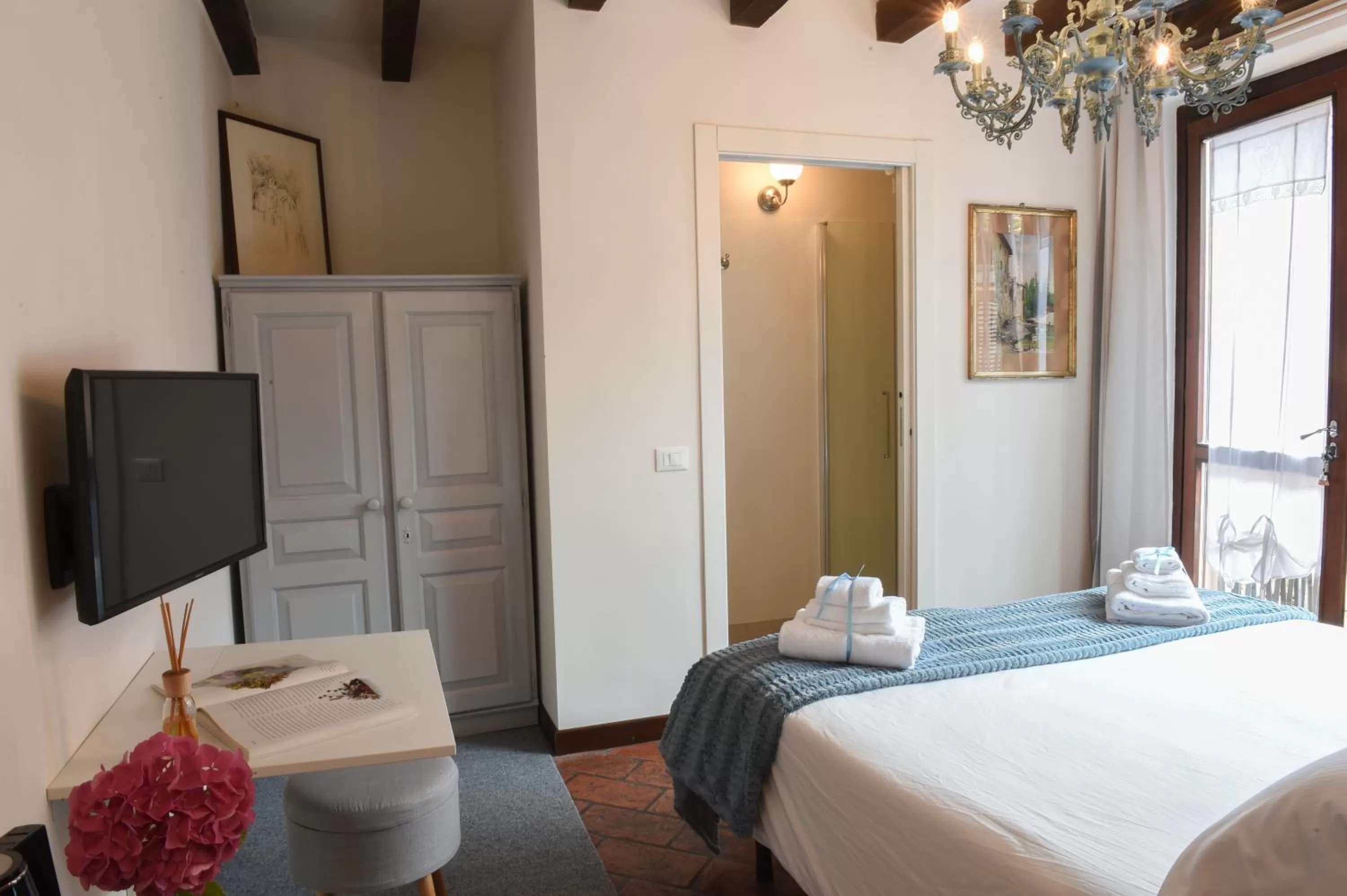 Bedroom in Il Giardino Segreto