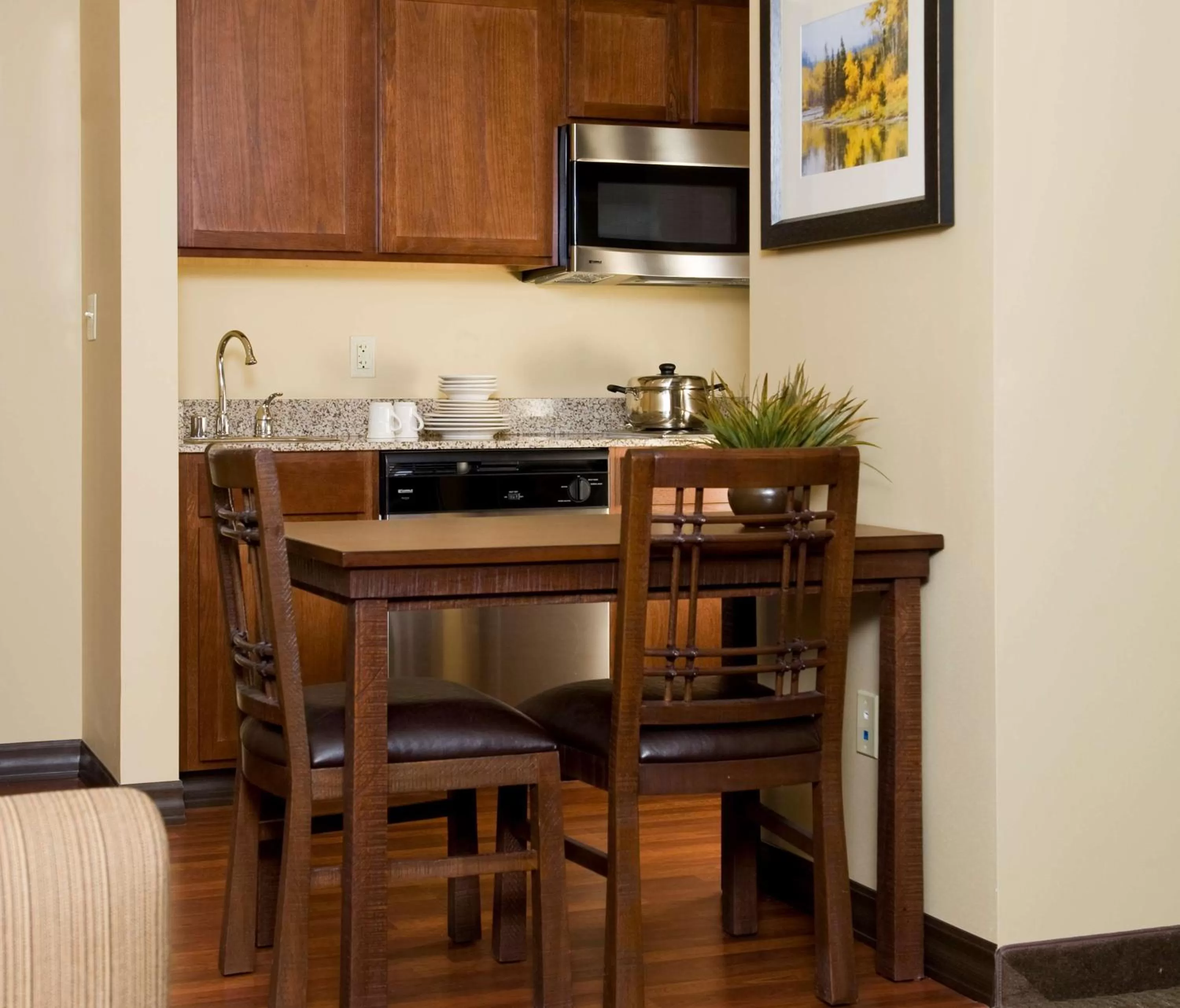 Kitchen or kitchenette in Homewood Suites by Hilton Bozeman