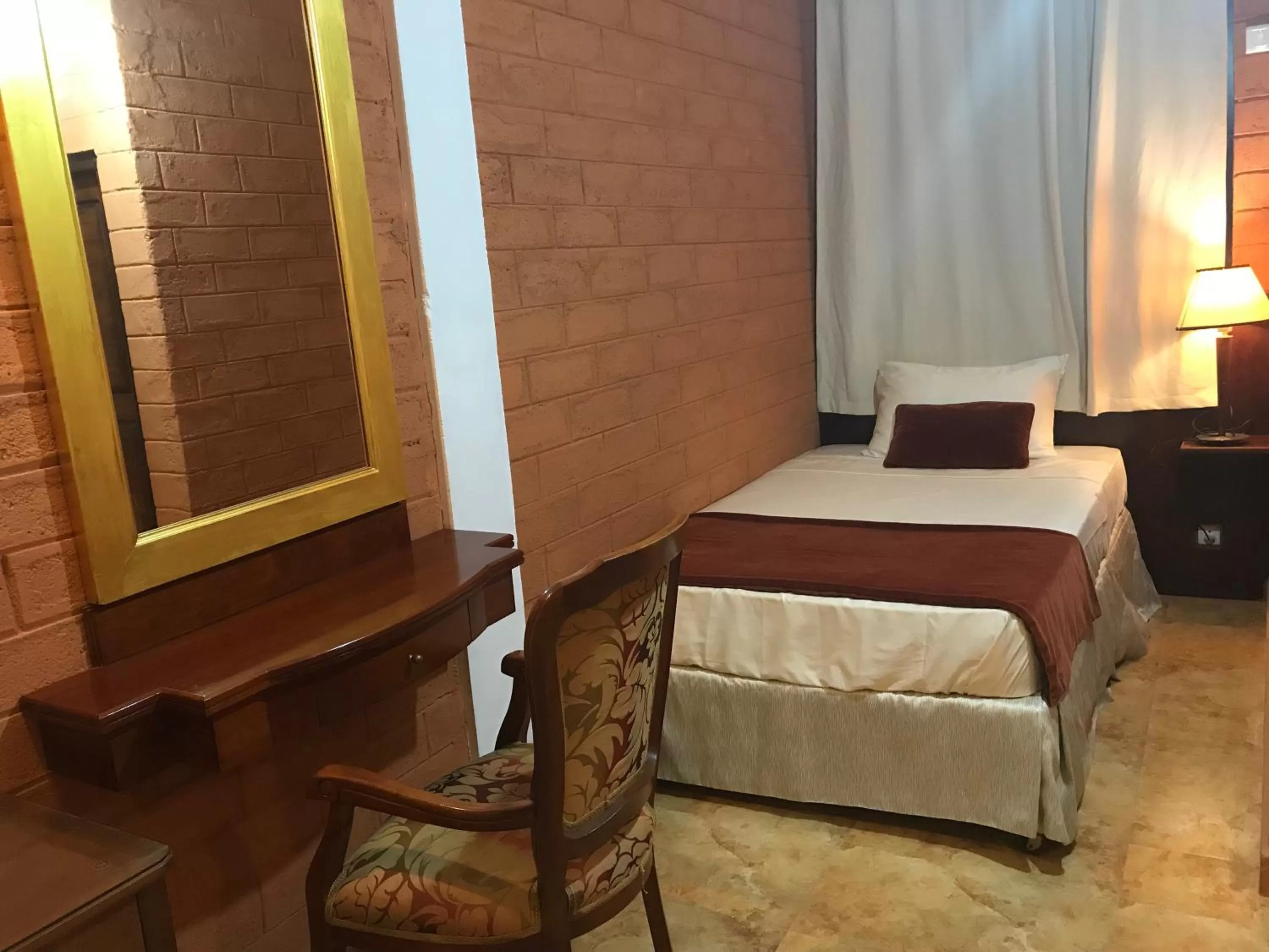 Bed in Hotel 4 U Saliya Garden