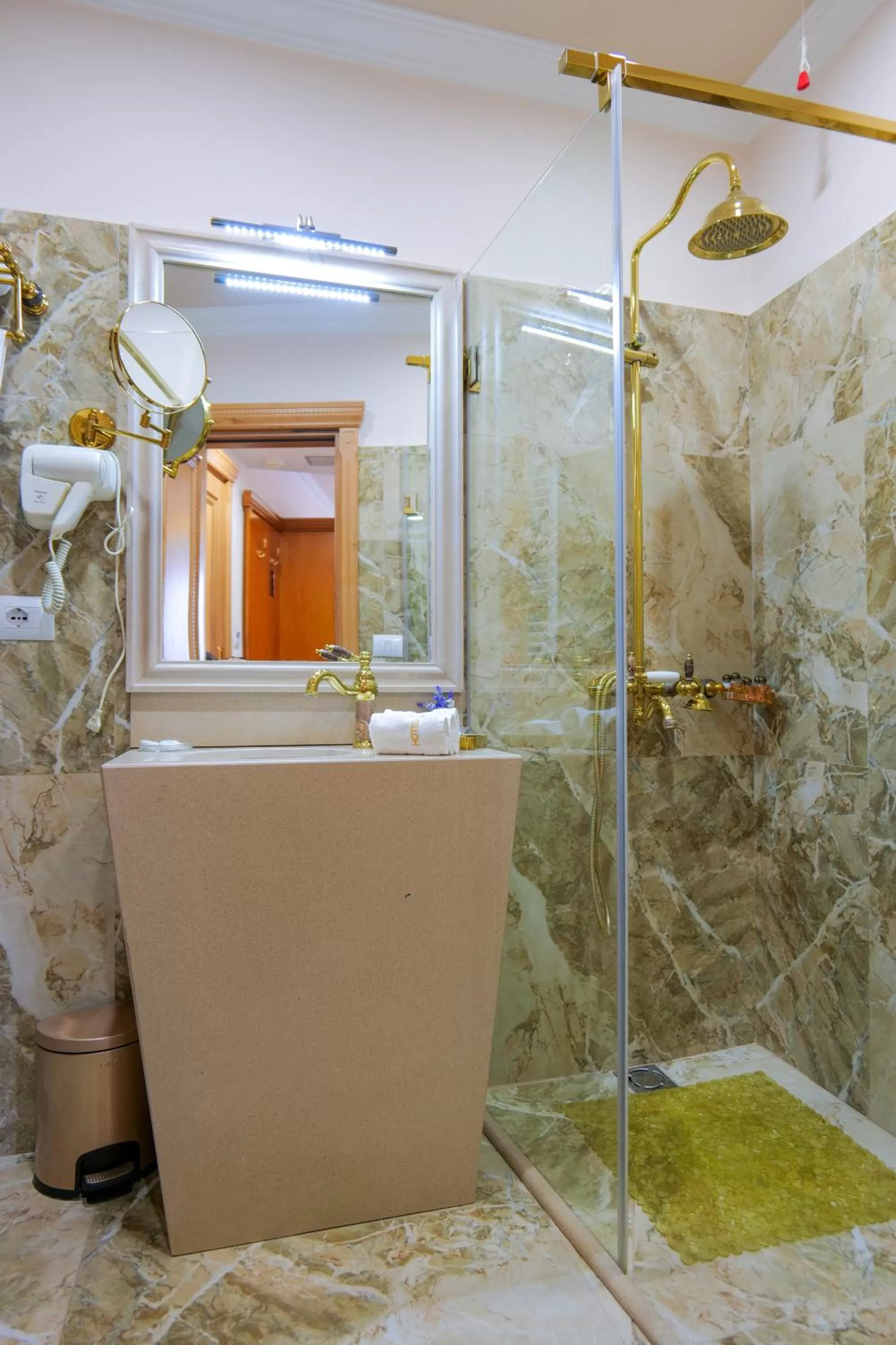 Bathroom in Hotel Boka