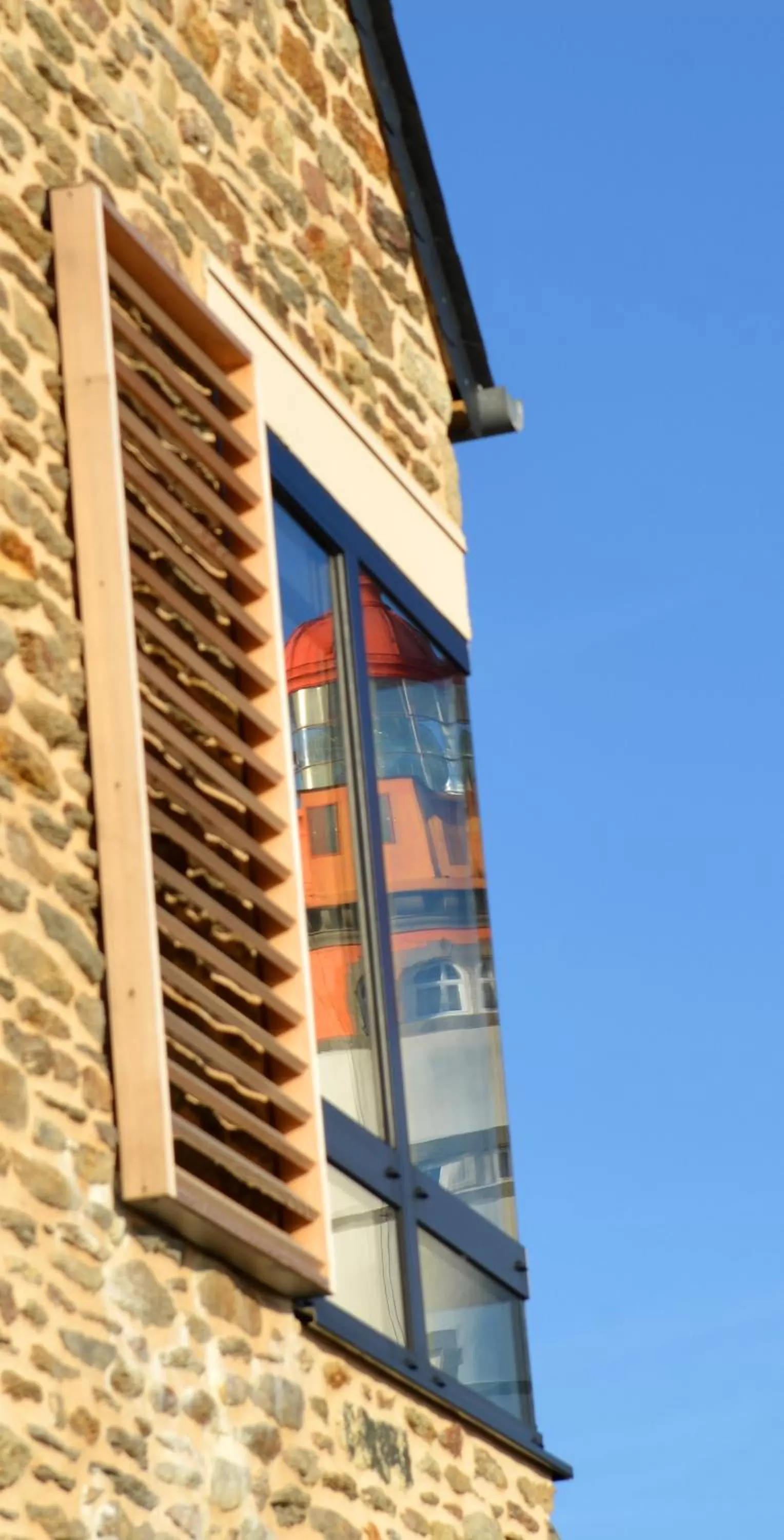 Property building in Hostellerie de la Pointe Saint-Mathieu - SPA & Restaurant