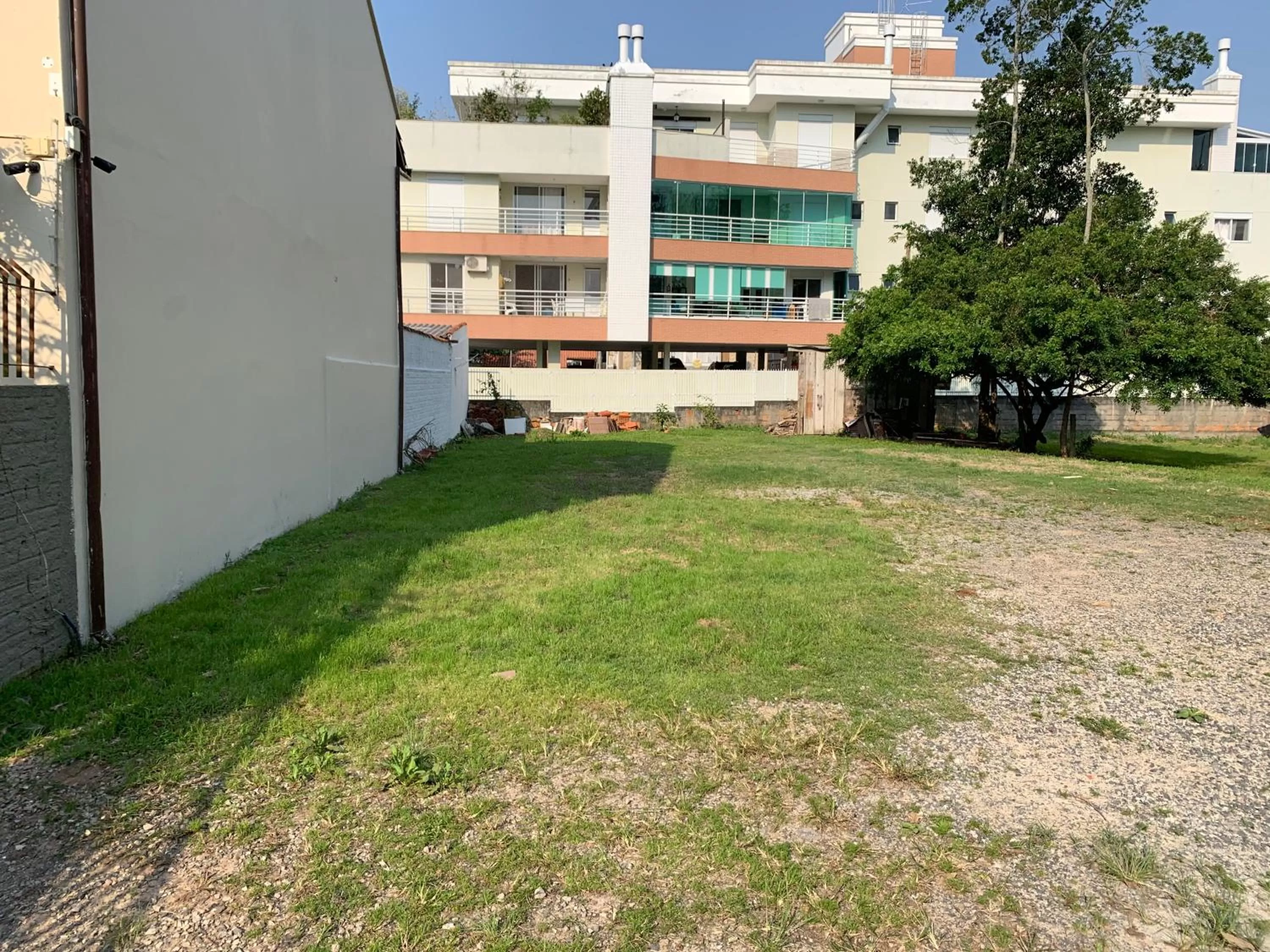 Property Building in Beach House Floripa