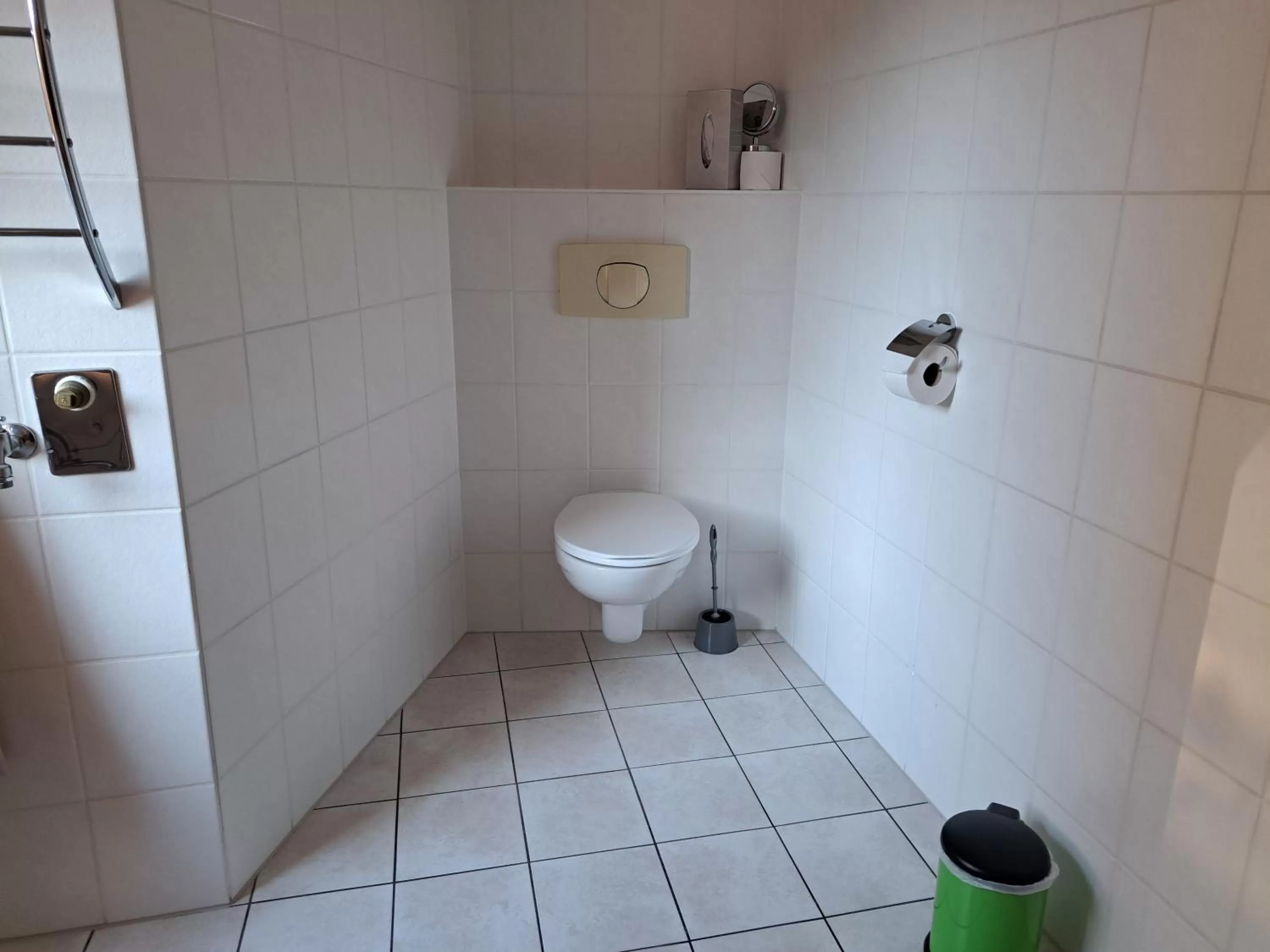 Bathroom in Apartment-Hotel Schillerplatz