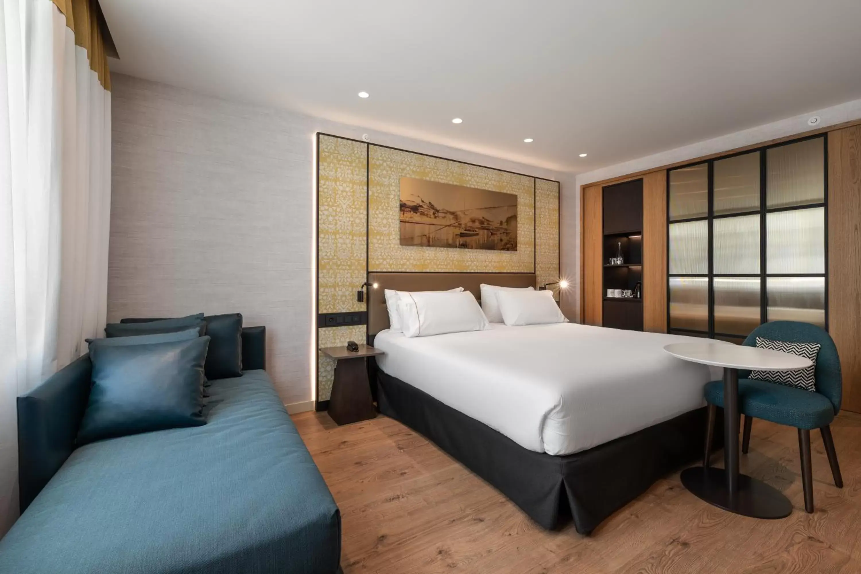 Double Room with Extra Bed in Eurostars Aliados Double Room with Extra Bed in Eurostars Aliados