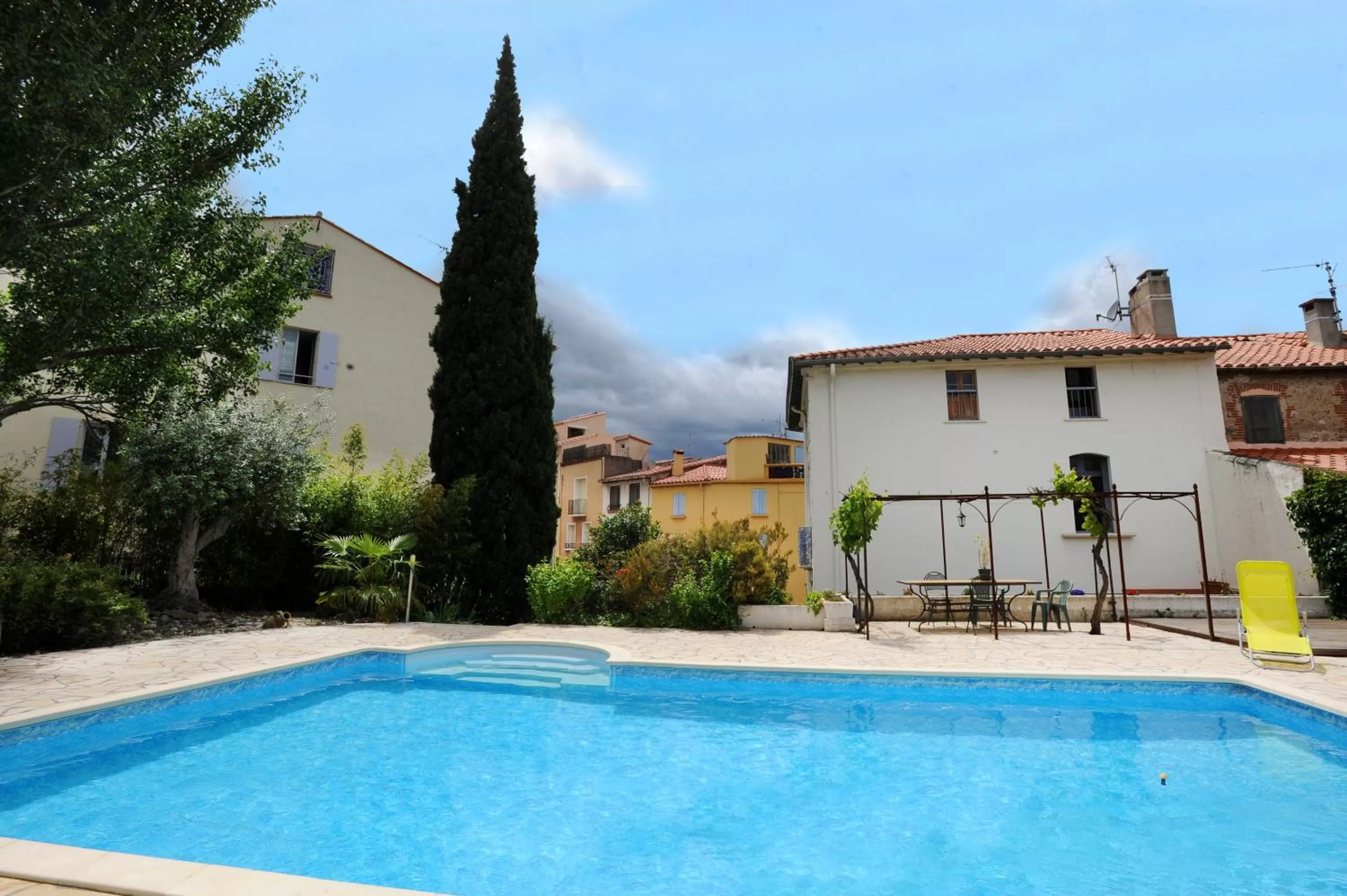 Property building in L'Escalivade