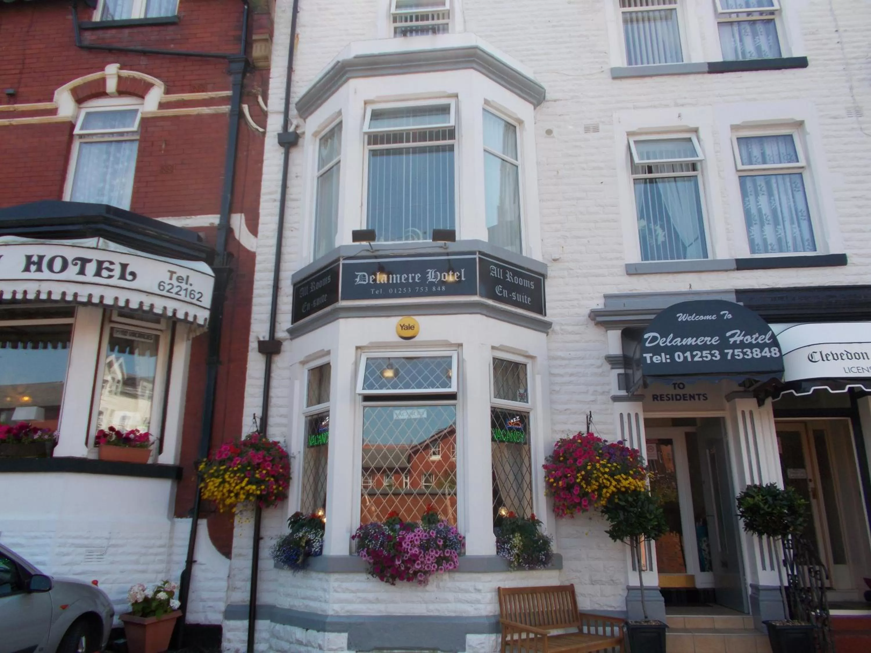 Facade/entrance in Delamere Hotel