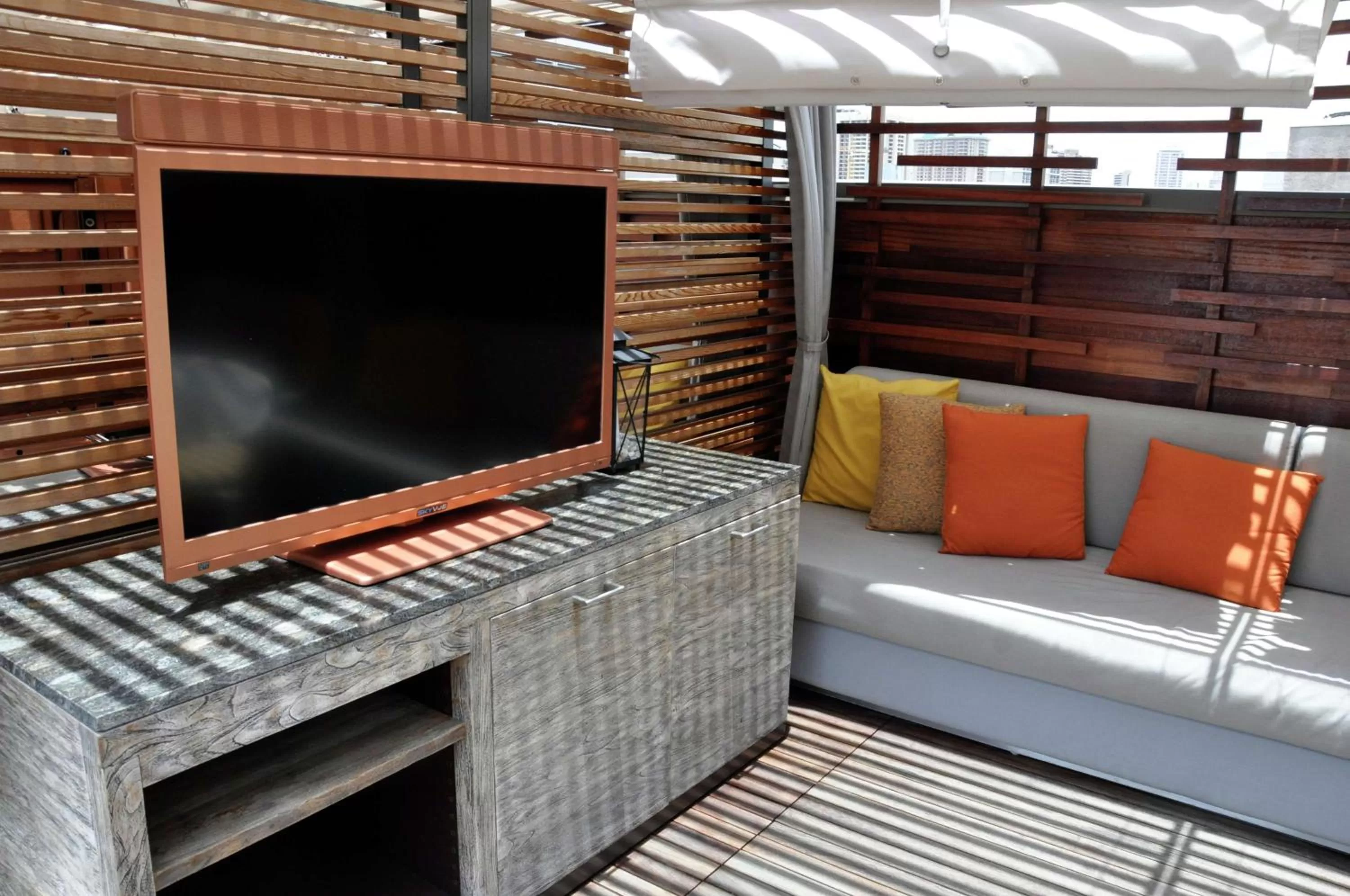 Lobby or reception in Hilton Grand Vacations Club Hokulani Waikiki Honolulu