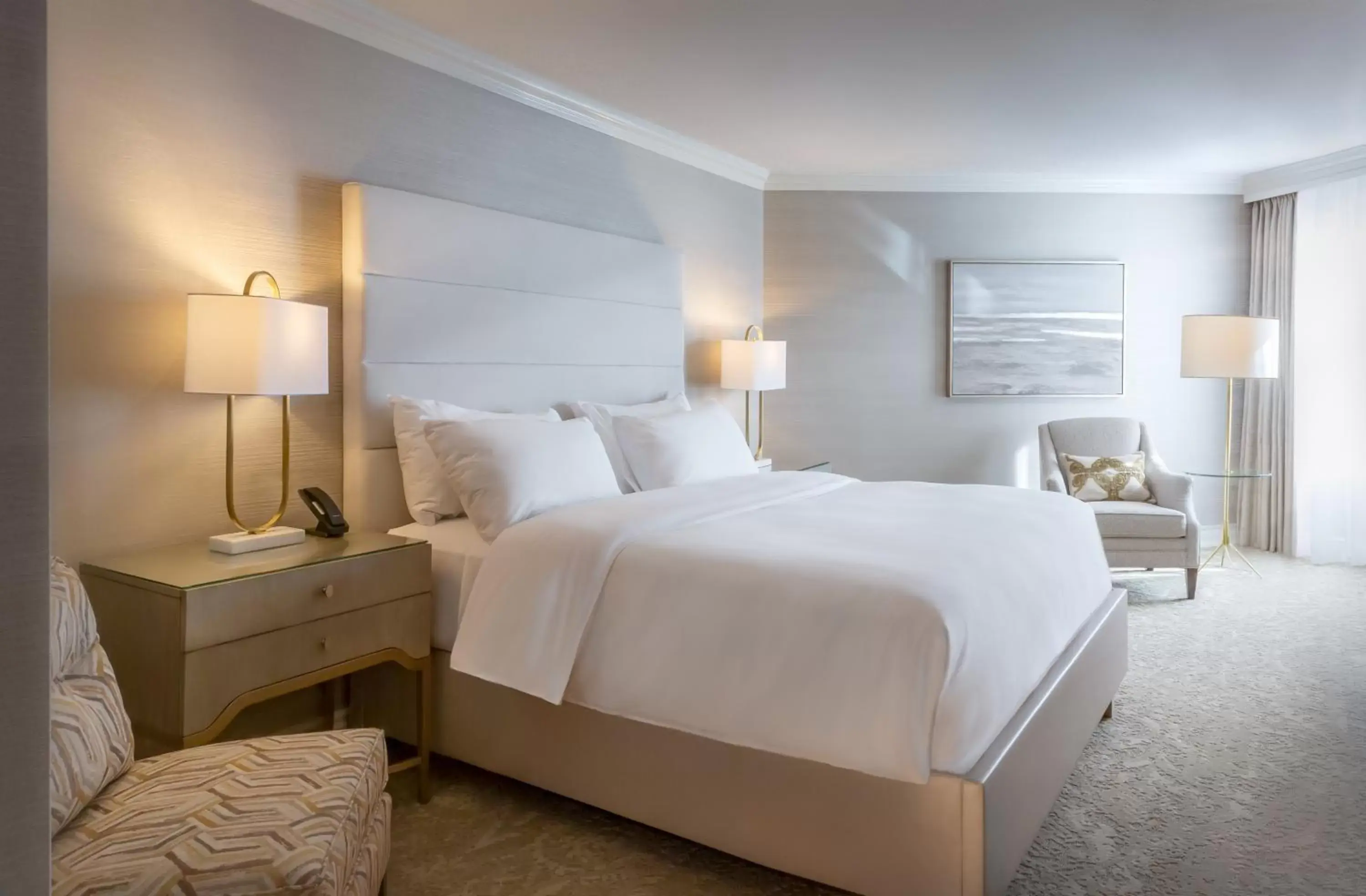 Standard King Room in Chateau Vaudreuil Standard King Room in Chateau Vaudreuil