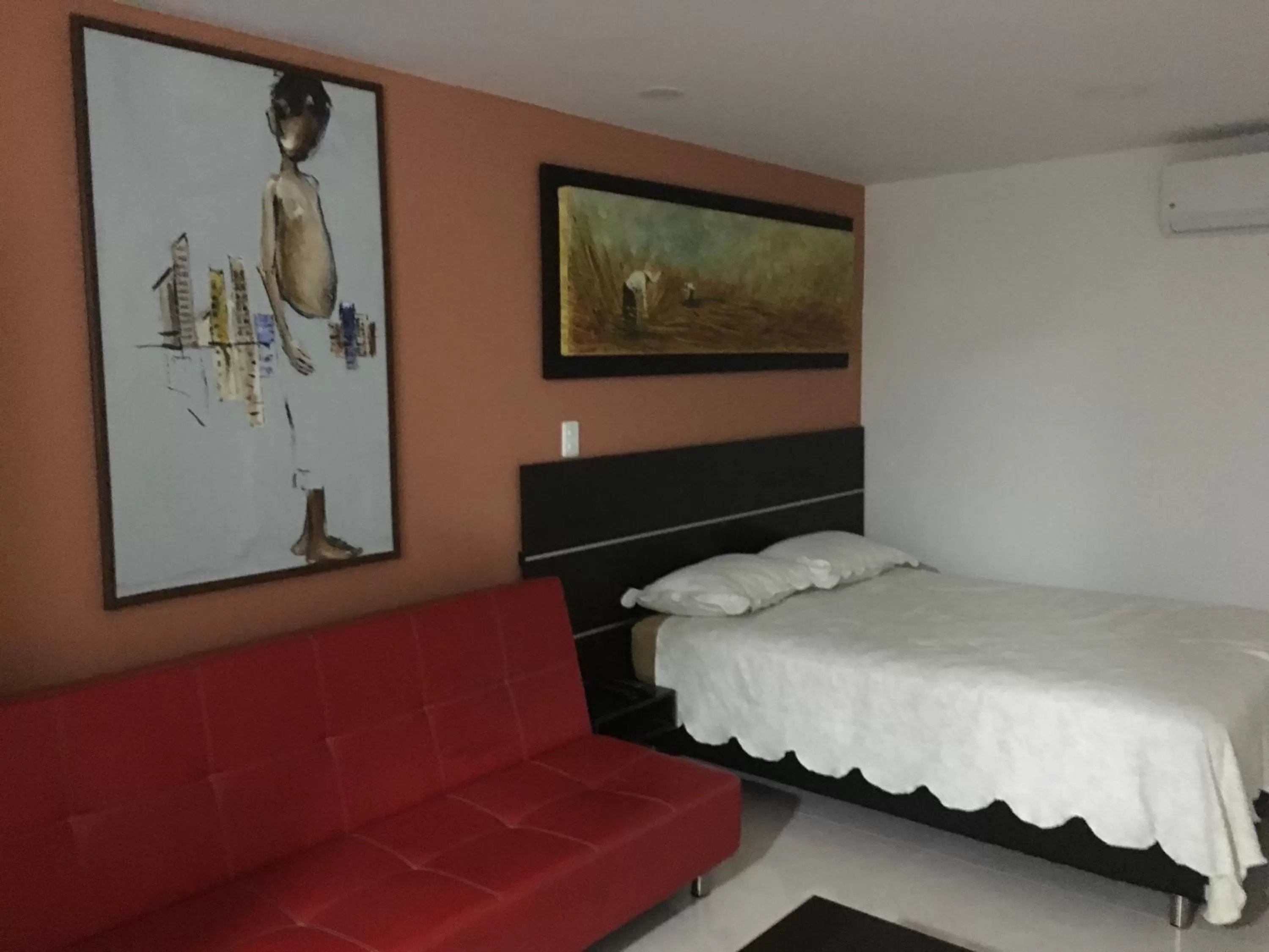 Photo of the whole room, Bed in Villa San Miguel