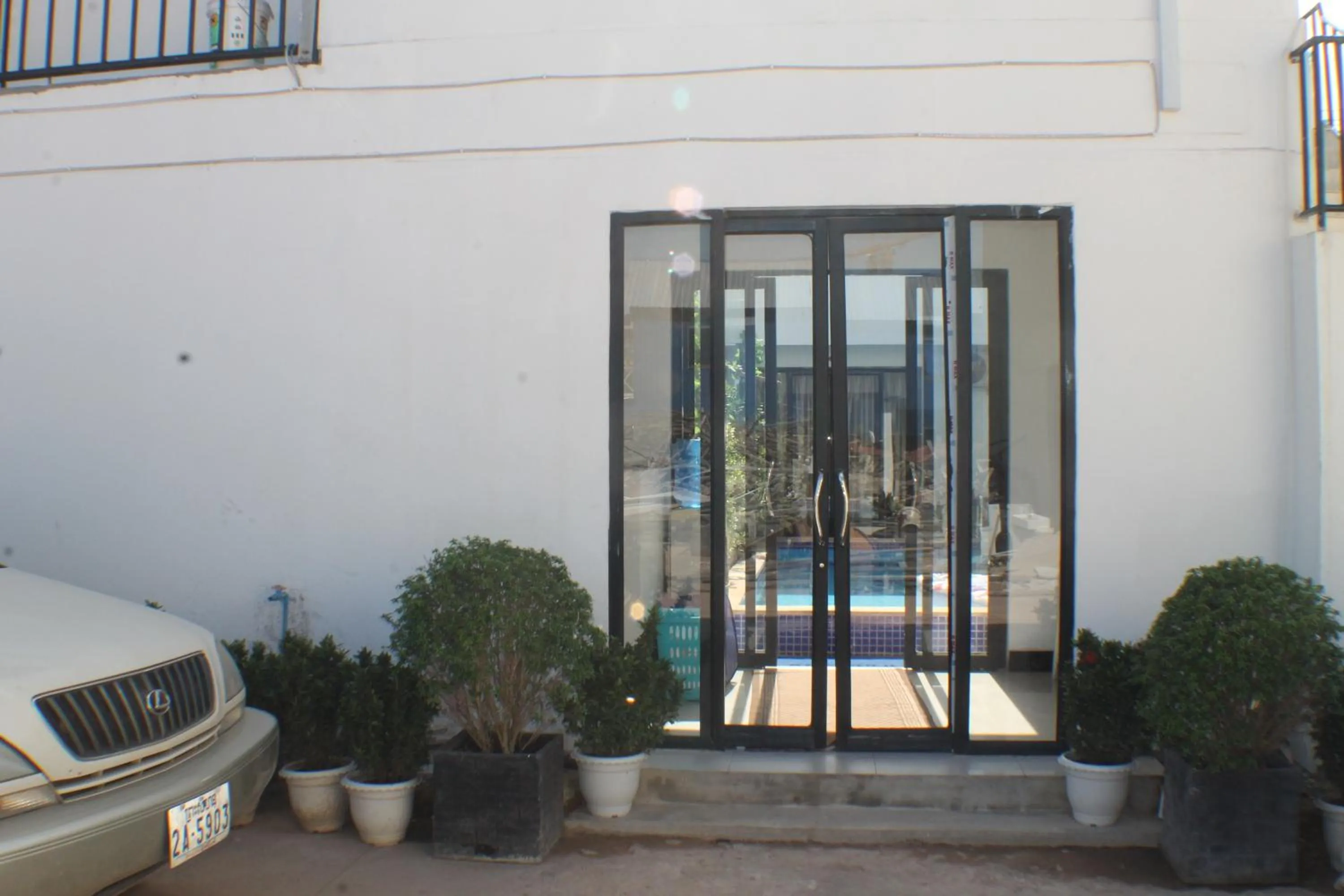 Facade/entrance in Sofinny Motel