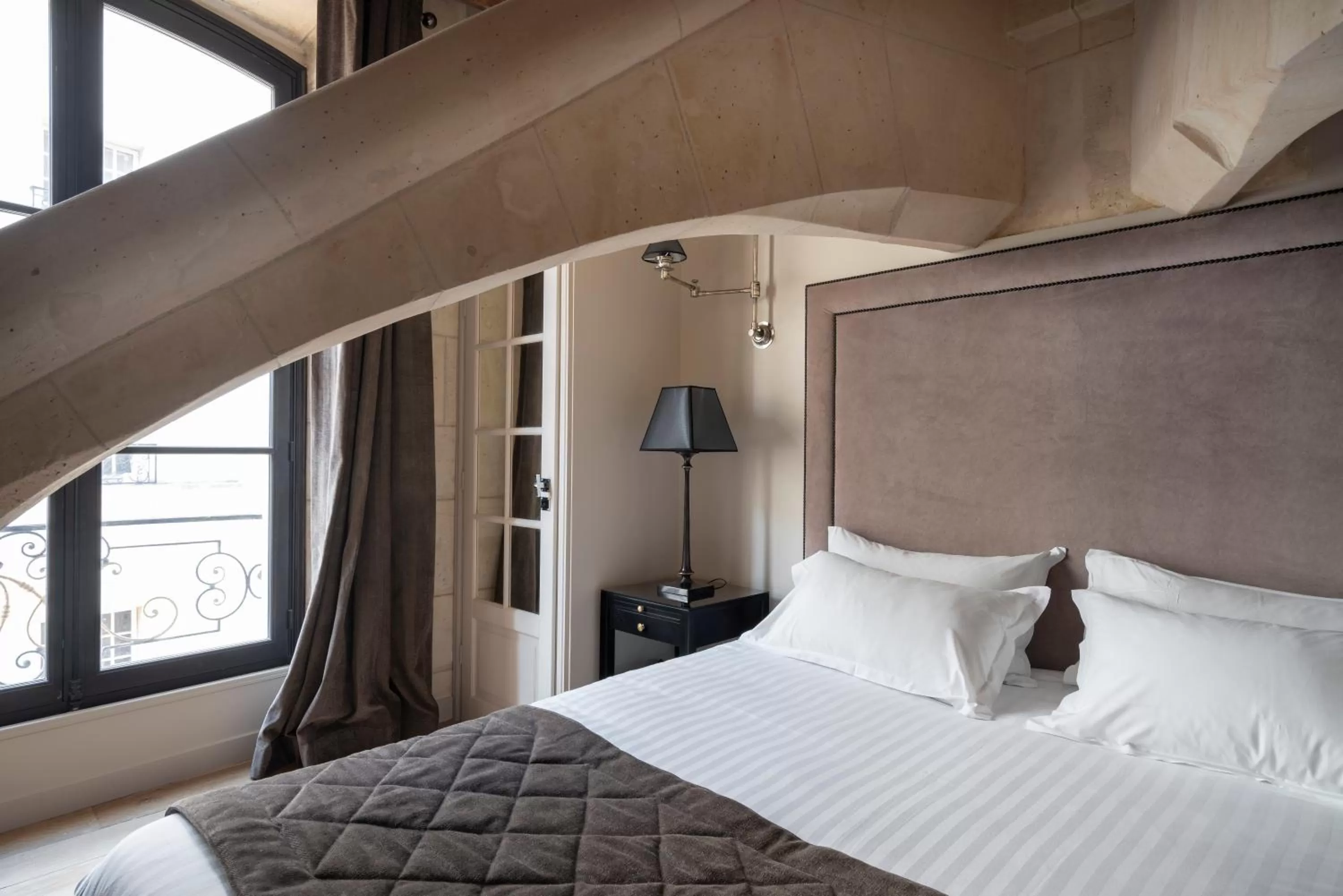 Bed in Hôtel Le Presbytère