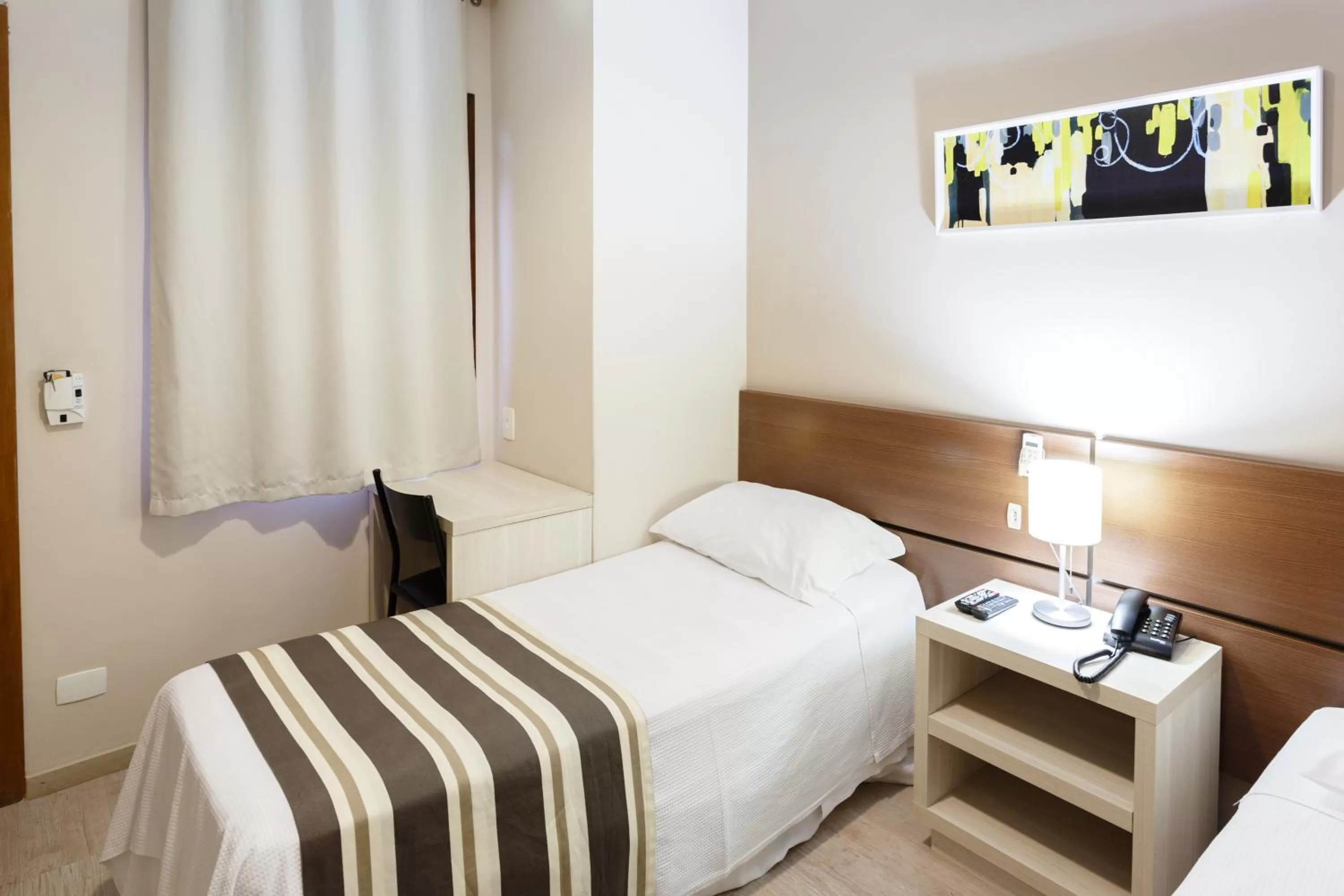 Bed in Hotel Sol By MRHotelaria