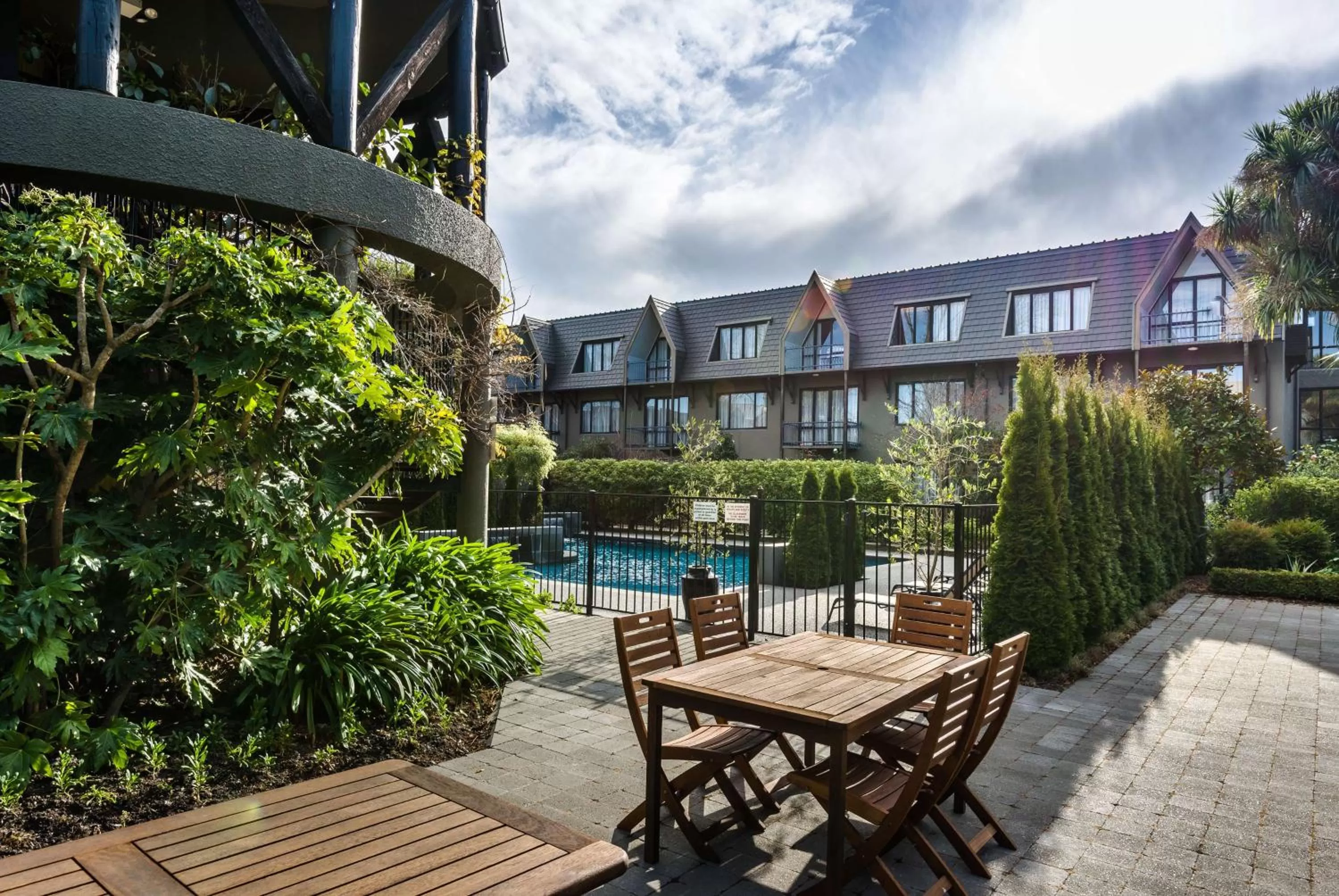 Restaurant/places to eat in Chateau On The Park - Christchurch, A Doubletree By Hilton