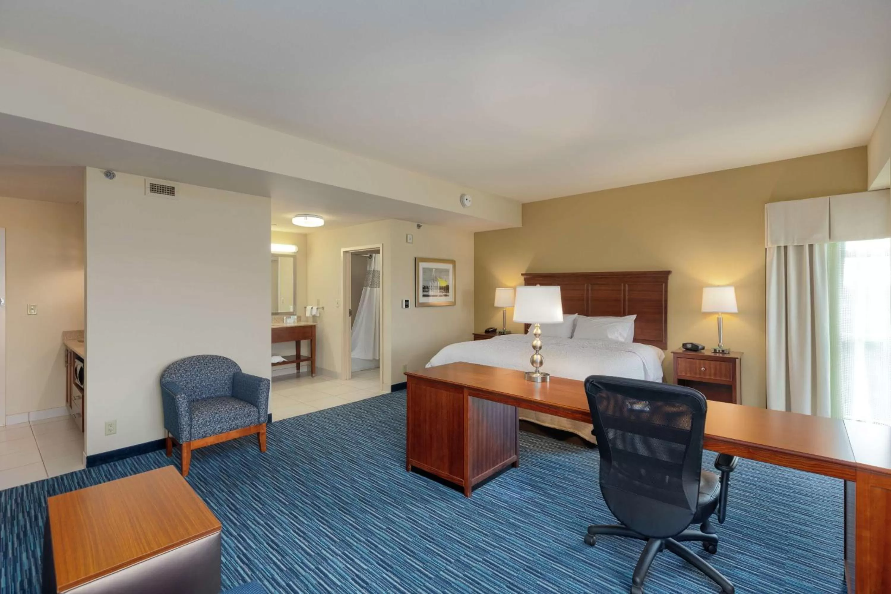 Bedroom, Bed in Hampton Inn & Suites Owensboro Downtown Waterfront