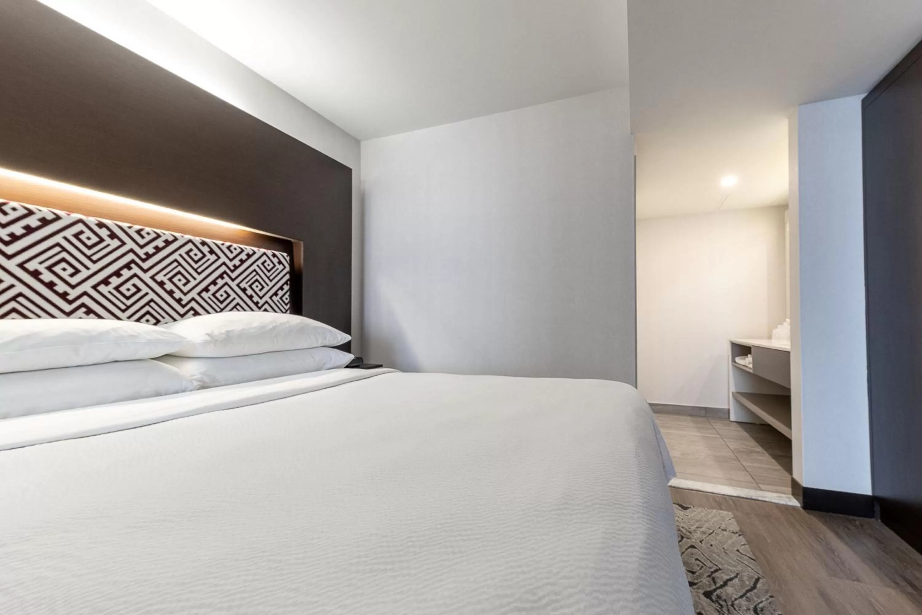 Bedroom, Bed in Four Points by Sheraton Lévis Convention Centre