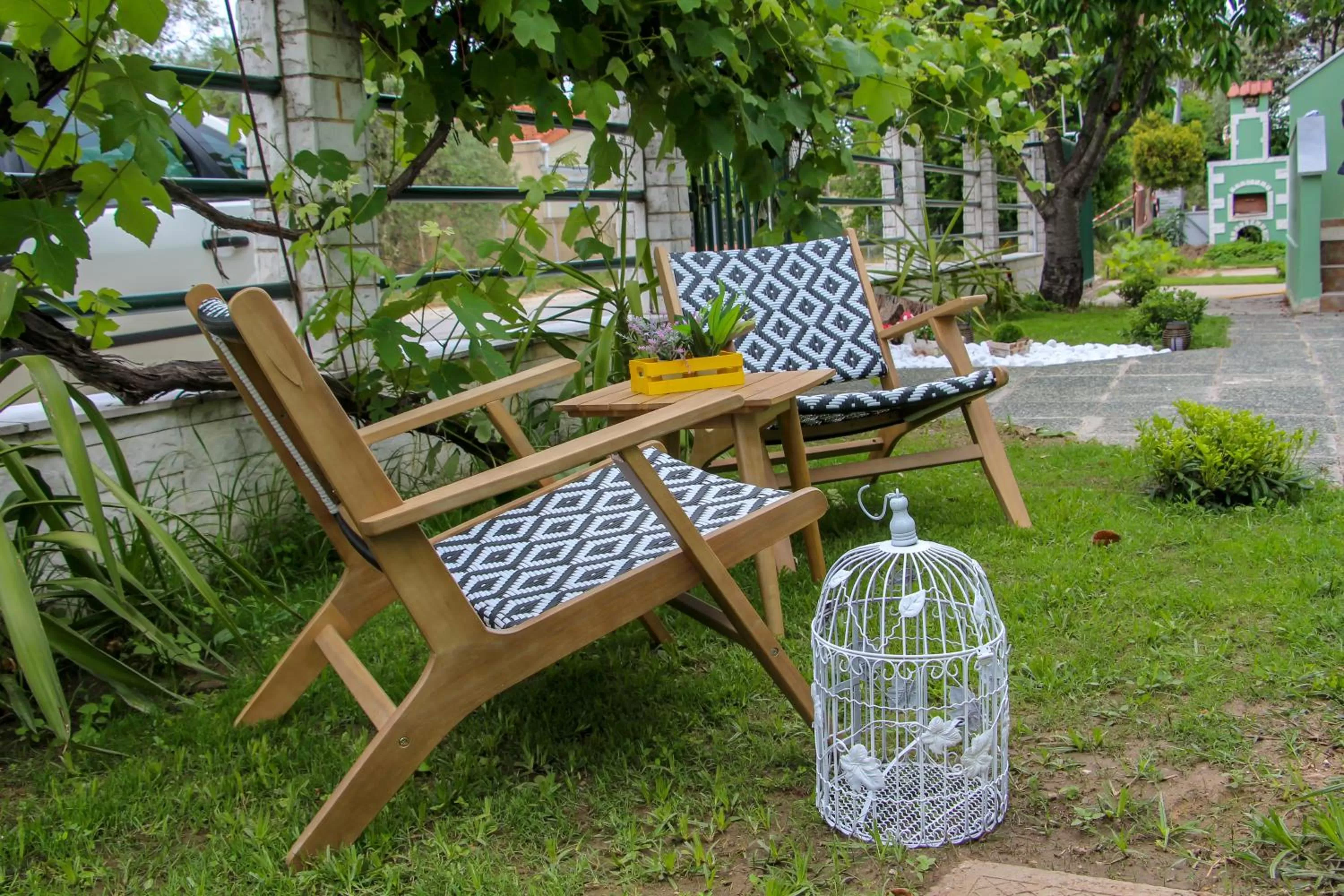 Lamprini's Deluxe Studios