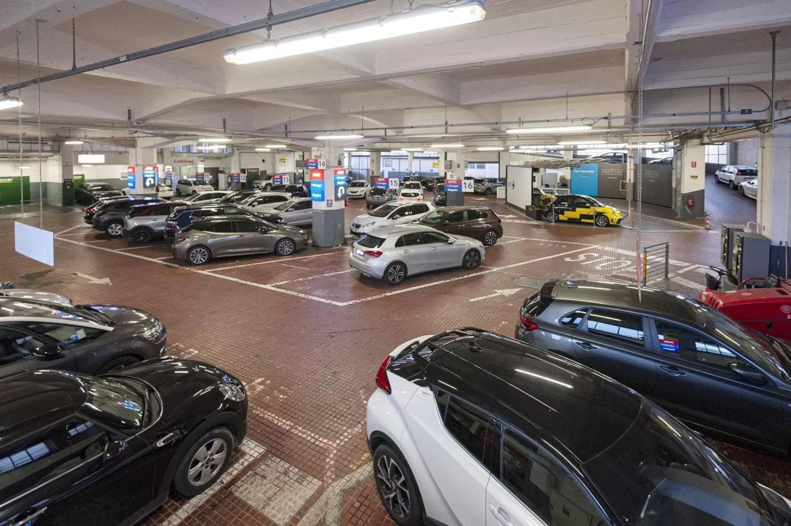 Parking in B&B Dimora Sassetti 6