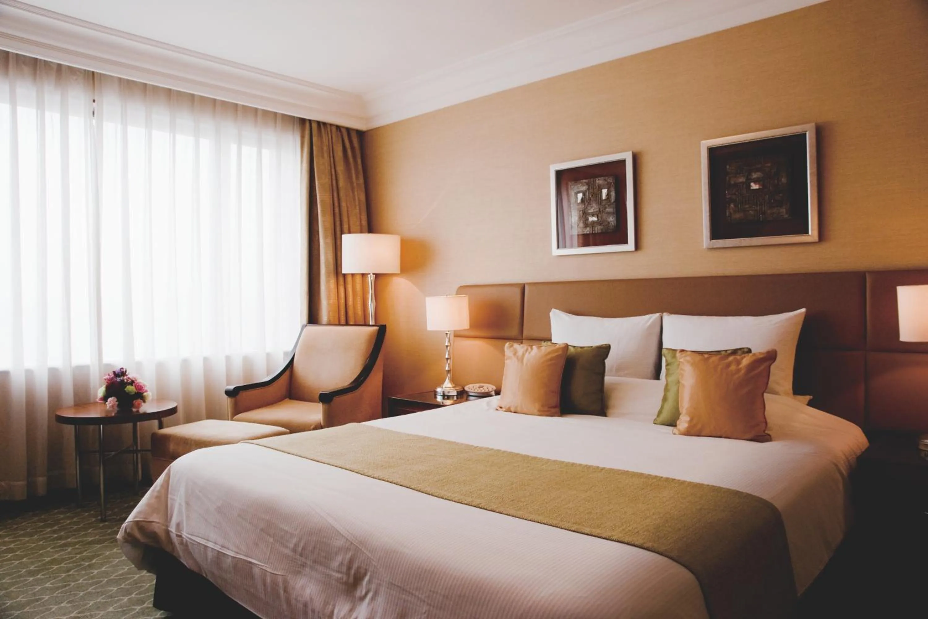 Bed in Okura Garden Hotel Shanghai