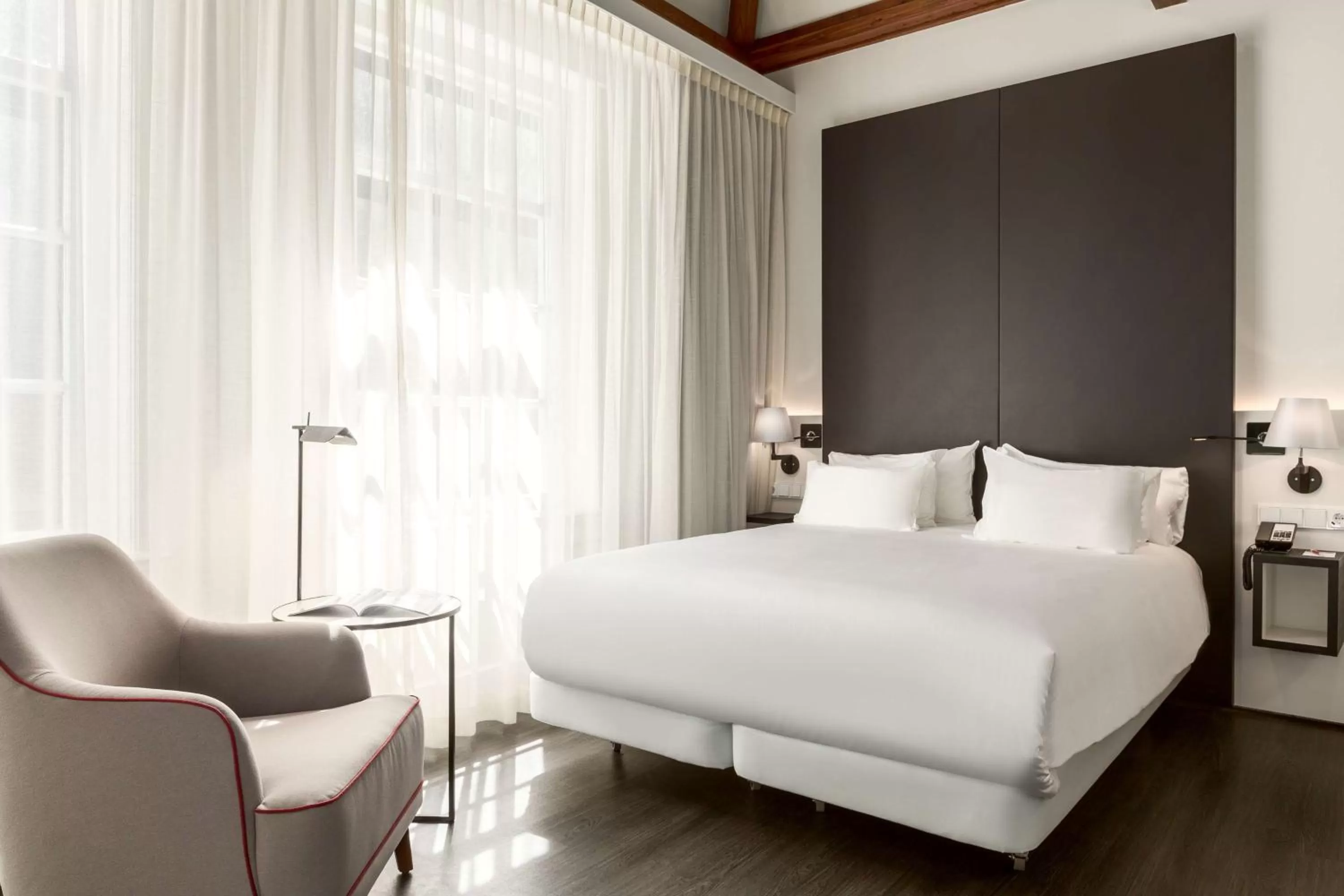 Premium Double or Twin Room with View in NH Collection Amsterdam Barbizon Palace