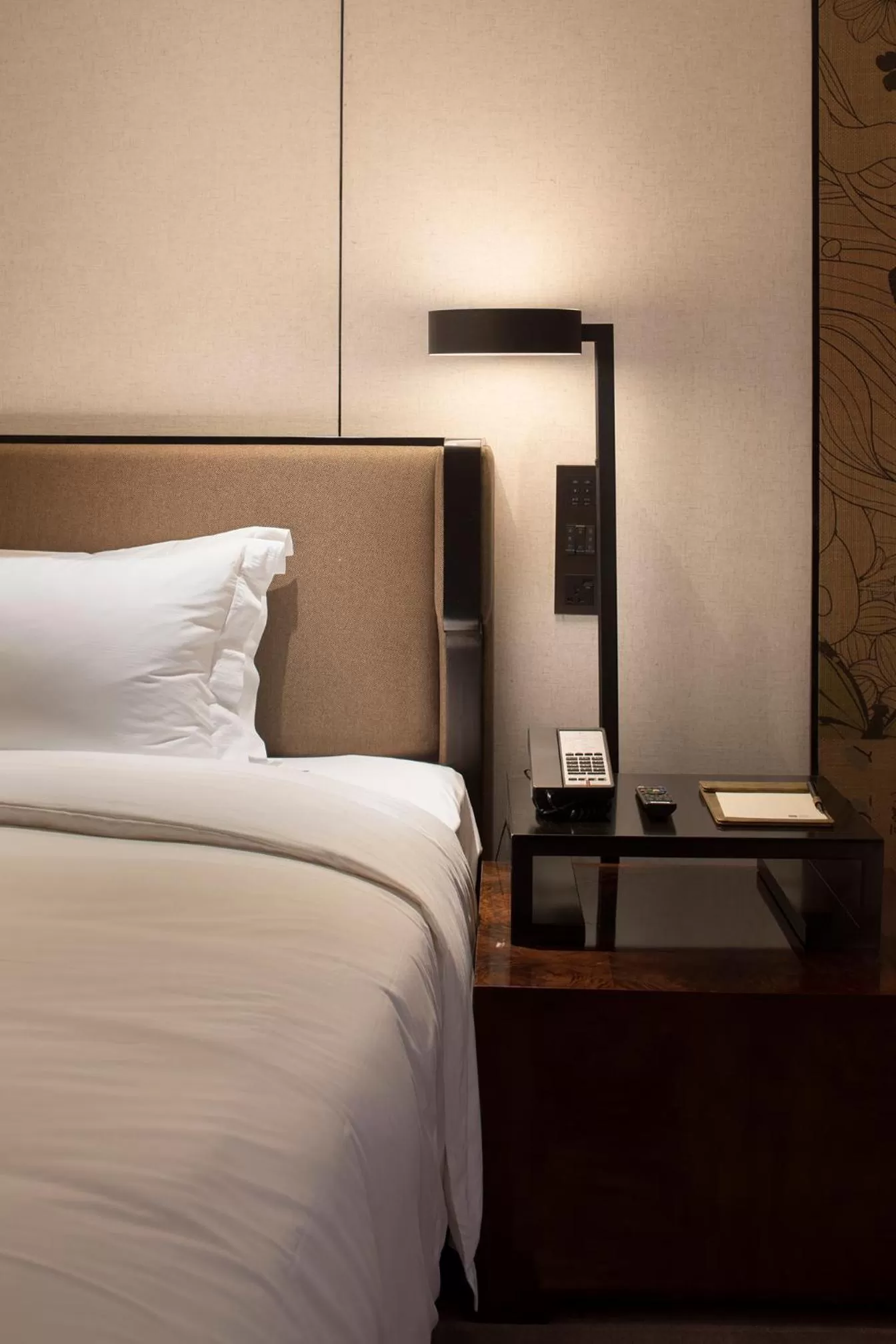 Bed in Paco Hotel Dongpu Guanghzou -Free Shuttle Bus for Canton Fair
