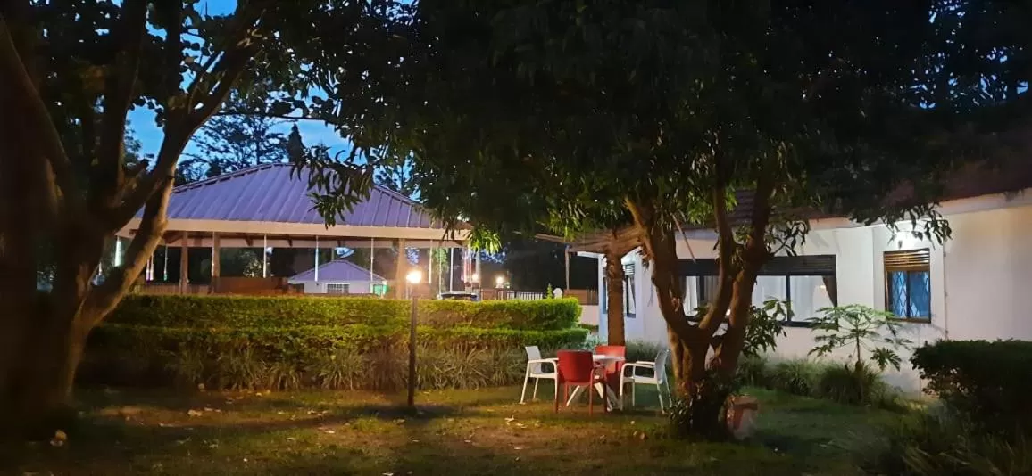 Garden in Northern Pearl