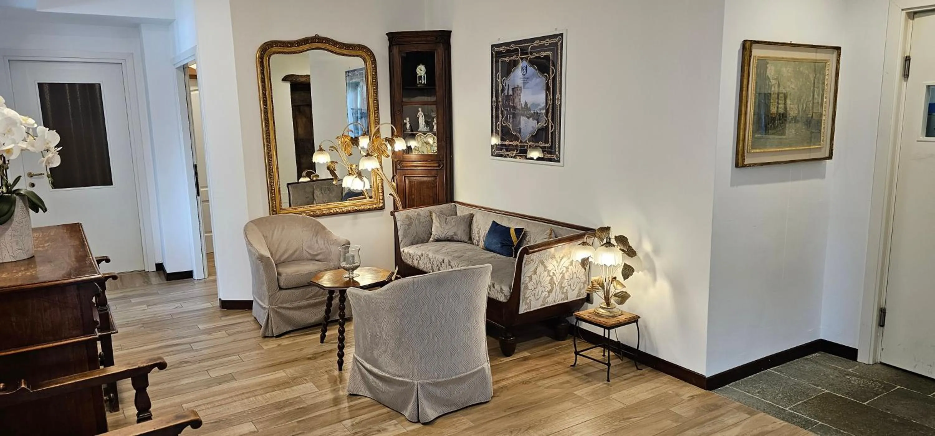 Lounge or bar in Hotel Meridiana