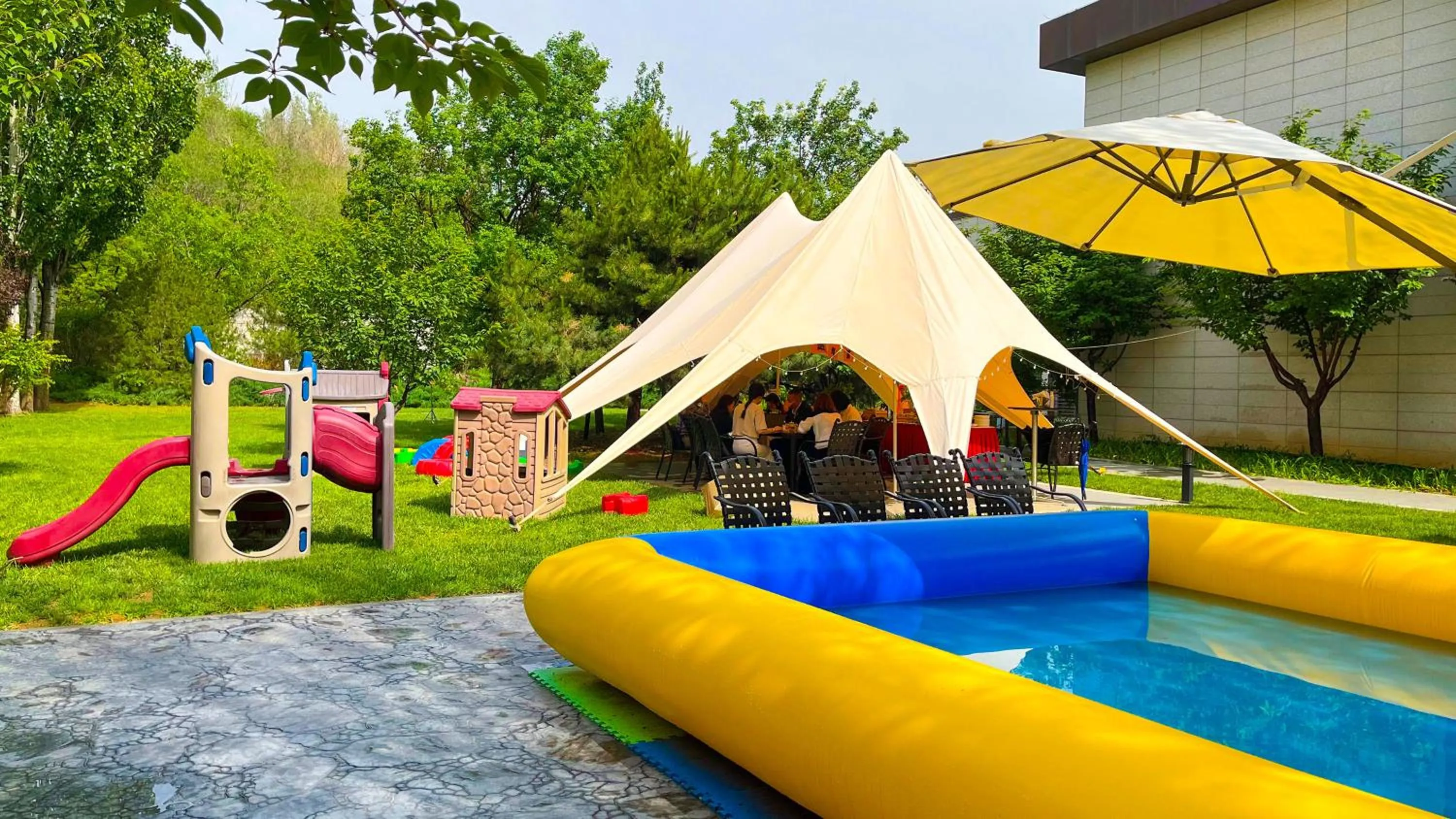 Fitness centre/facilities in Holiday Inn Beijing Shijingshan Parkview by IHG