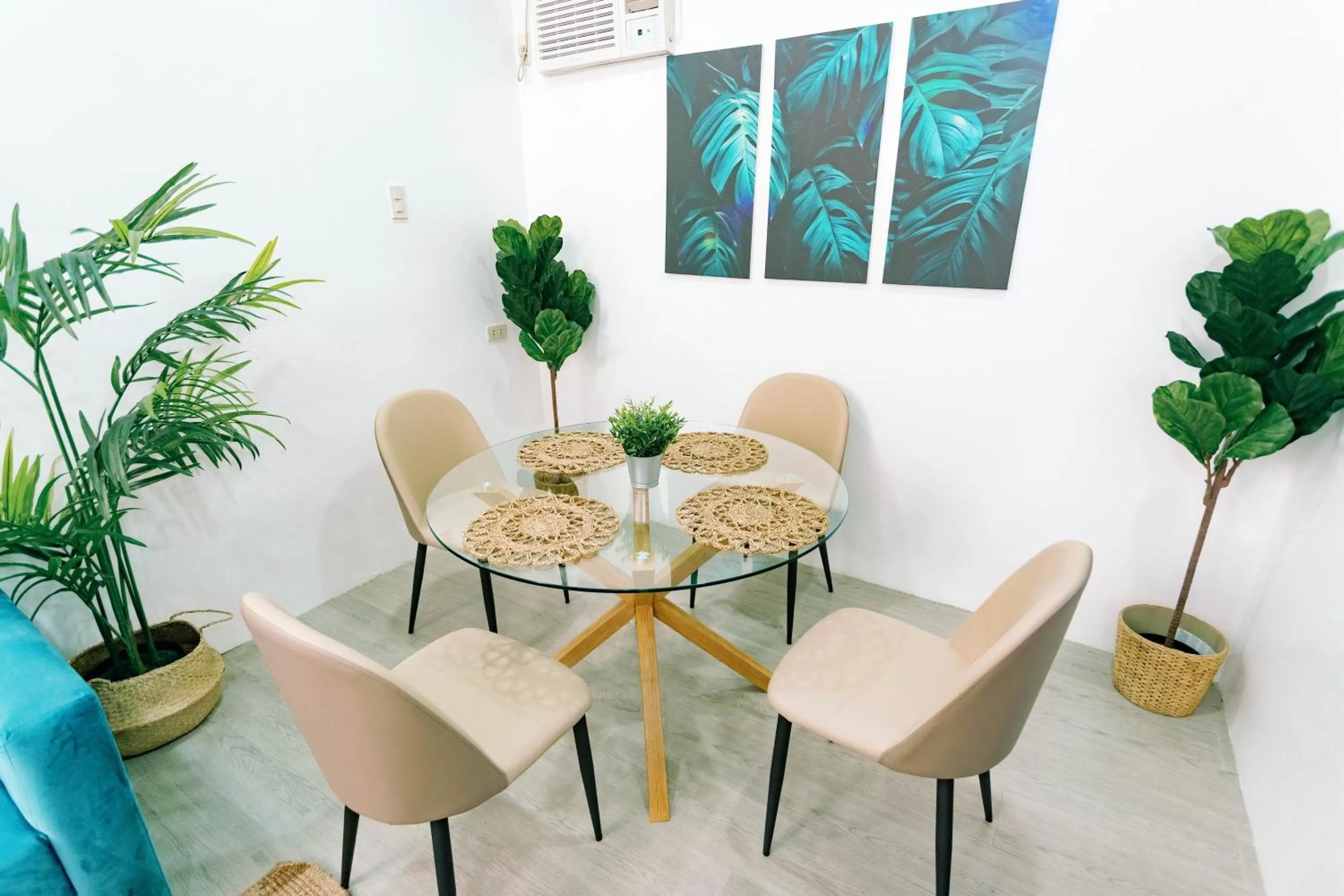 Dining area in 3 Peaks Resort & Boutique Hotel